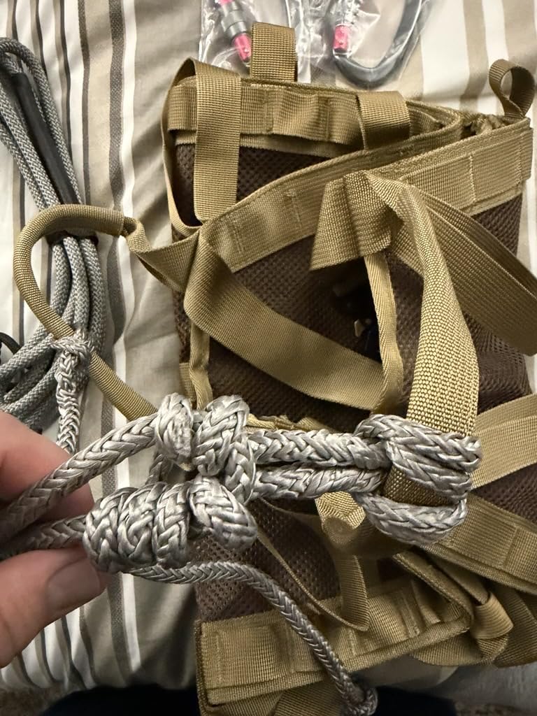 Tree Saddle Hunting Kit, Lightweight Tree Climbing Saddle. Adjustable Packable Comfortable Tree Climbing Saddle Includes Large Storage Pockets and Safety Rope Tree Stand Accessories. customer photo 2