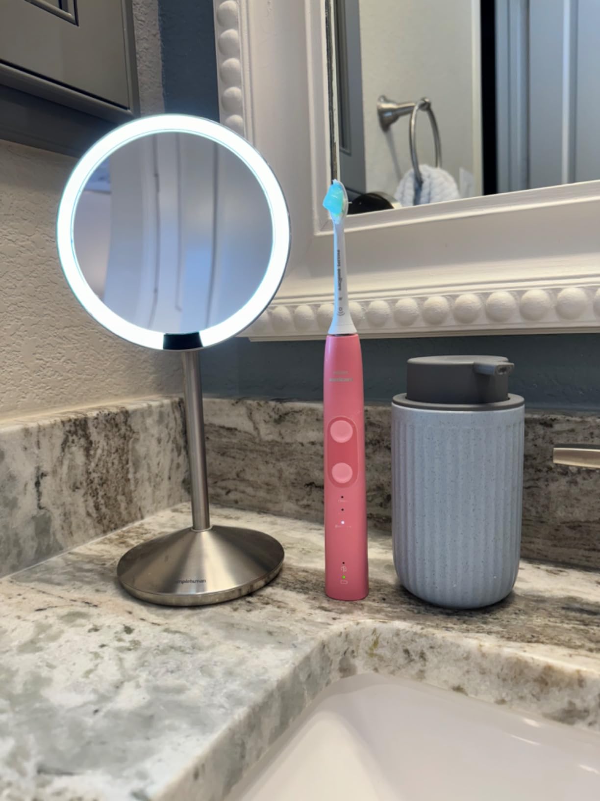 simplehuman Sensor Mirror Fold, 5