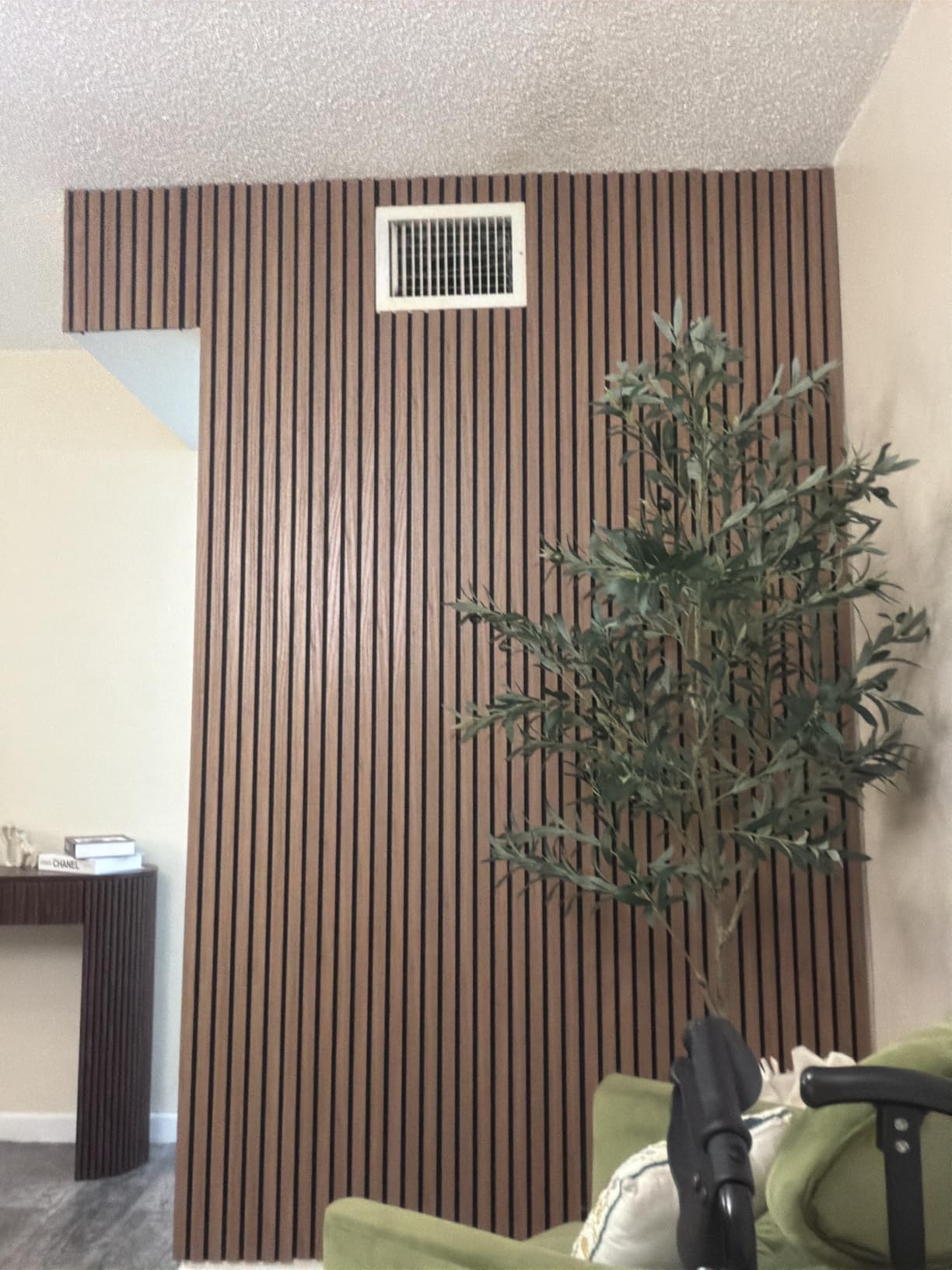 Art3d 47 x 23.6 Inch Acoustic Wood Slat Design Wall Panels, 4-Pack, Walnut | Lightweight, Noise Reduction, Crack Resistant, Sustainable, Easy Installation, for Office, Living Room, Bedroom Wall Decor customer photo 1