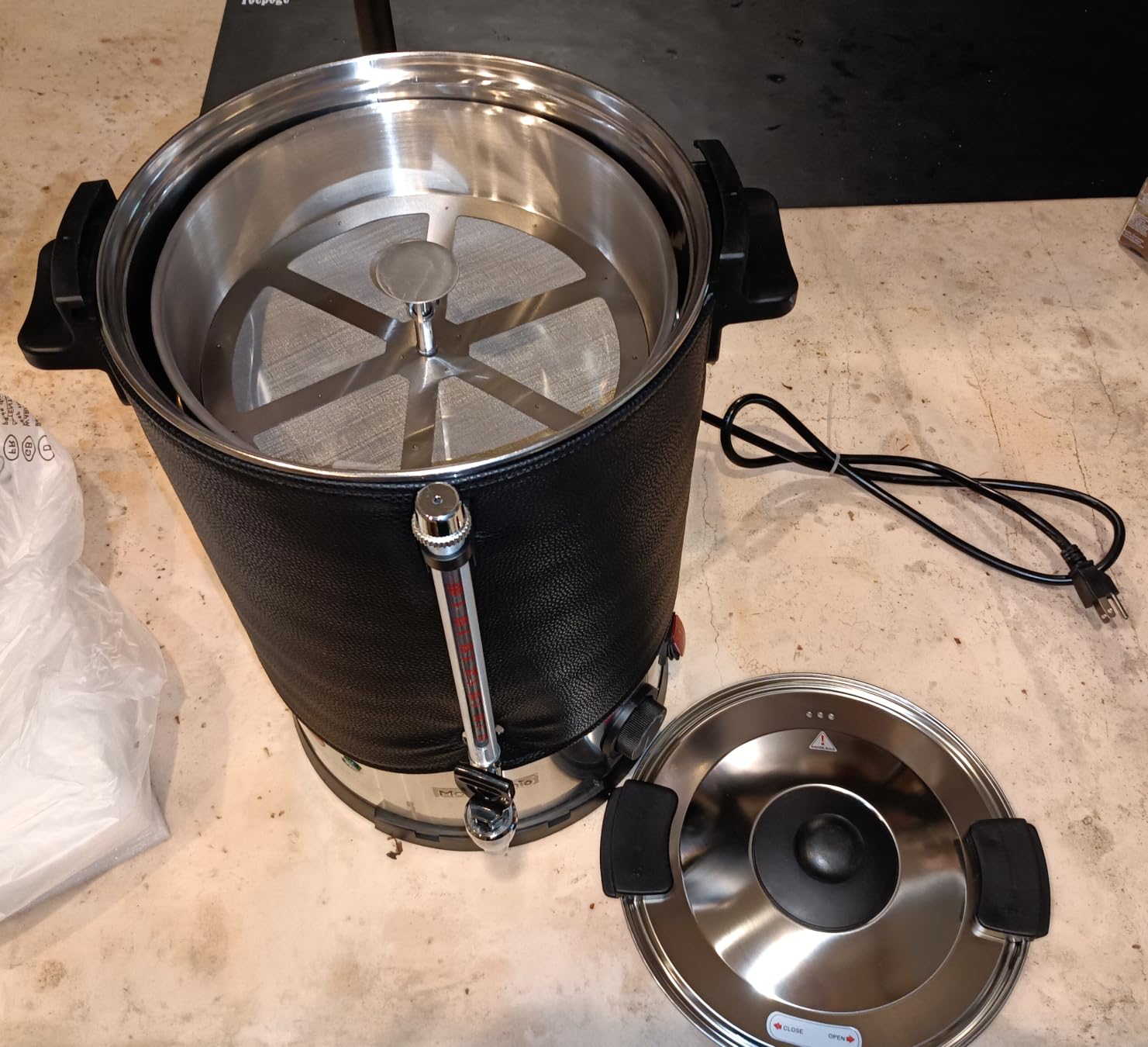 50 Cup Commercial Coffee Urn with Temp Control, Extra Large Coffee Maker | 1200W, 8L/50cups, Double Insulated 304 Stainless Steel, Coffee Dispenser Hot Water Urn, For Home Party Office Catering customer photo 1