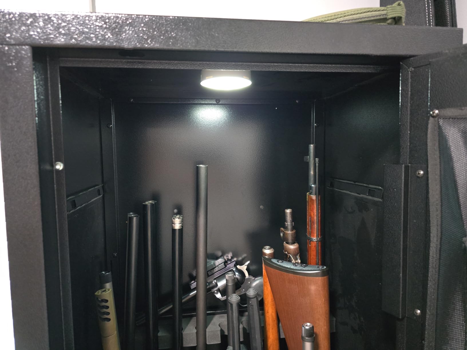 Kaer 12-21 Gun Safe for Rifles and Pistols, Up to 17 Long rifle Cabinet and 4 Pistols with 3 Gun Racks, Removable Shelf for AR-15, Scoped Rifles, Shotguns, Keypad Lock Mute/Alarm/LED for Home, Garage customer photo 2