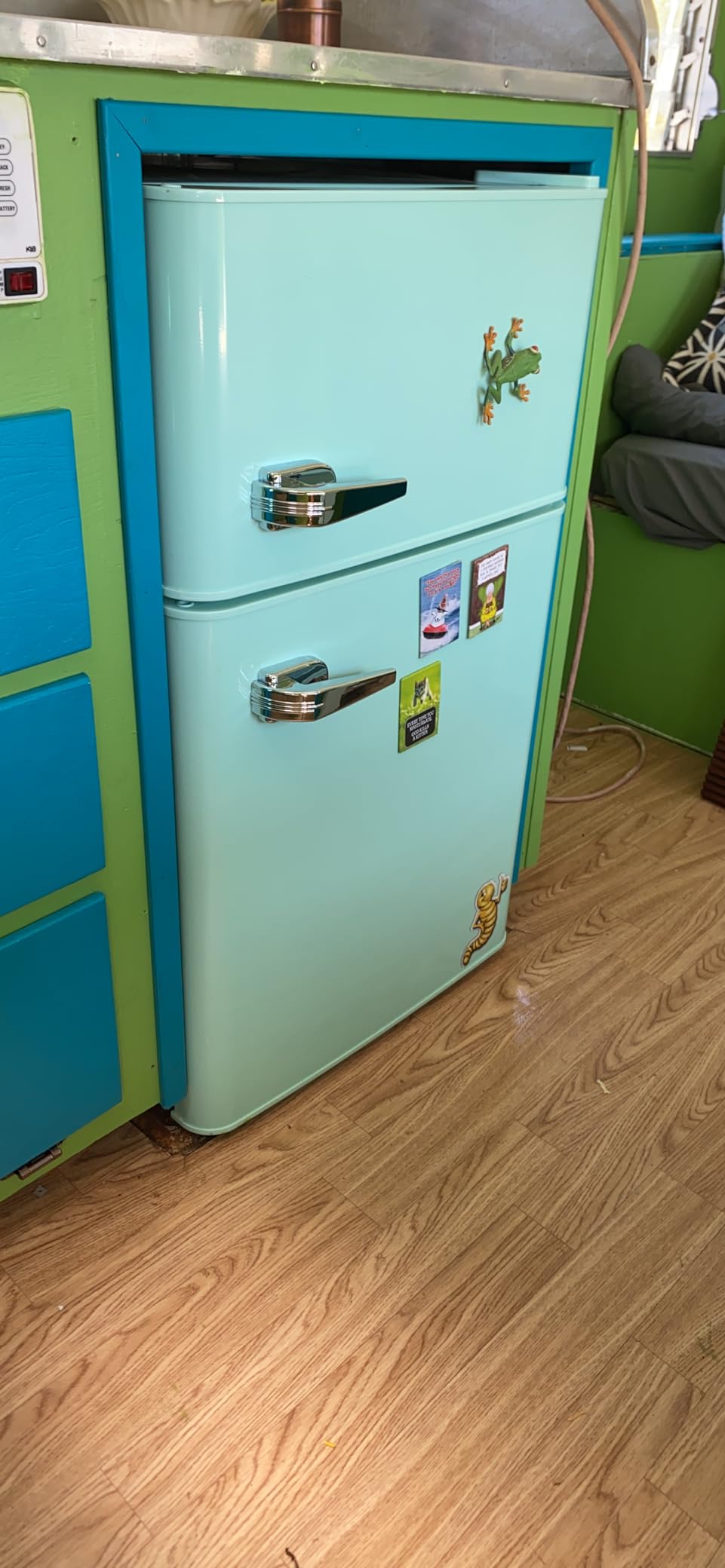 Antarctic Star French Door Refrigerator, Auto Ice & Water Filter, VCM Stainless, Multi-Air, Fast Cooling, Inverter, LED Alarm, Energy Star, 18 Cu Ft, Silver customer photo 1
