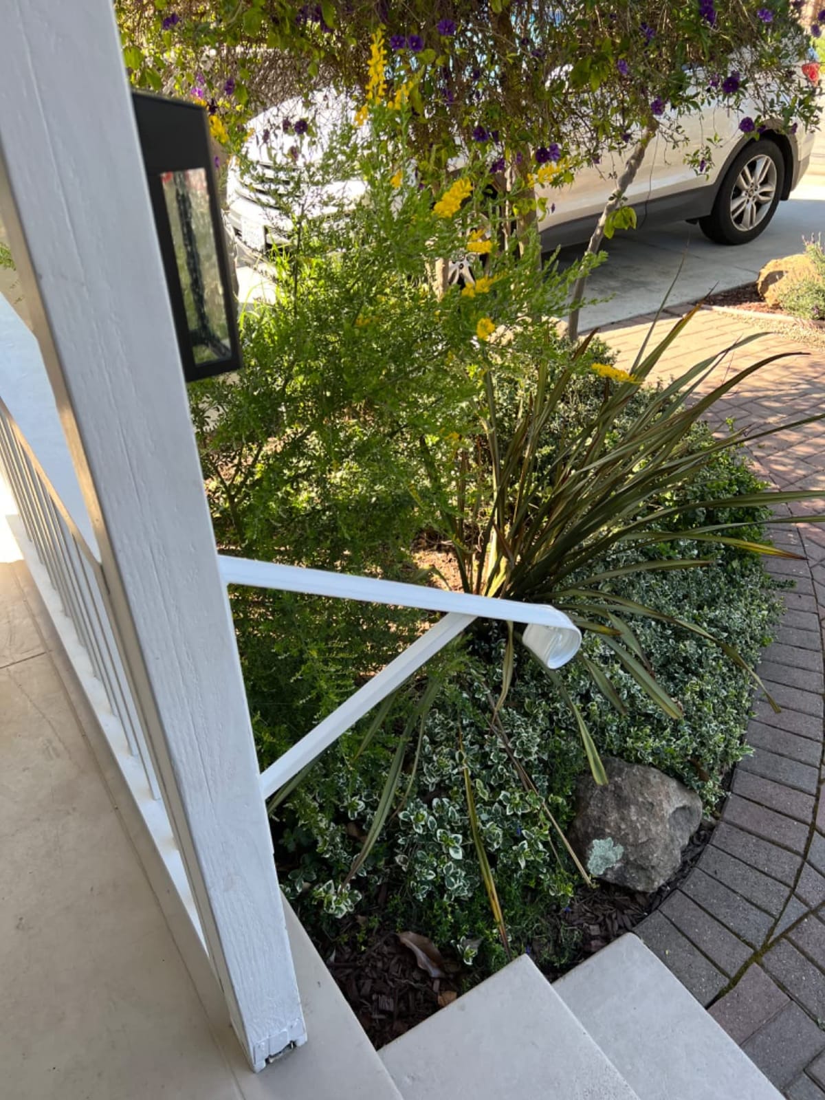 5 Ft Deck Railing Kit for Deck, Porch, Patio, Balcony | Modular 36 in H. x 5 Ft W Level Railing Kit with 2 Post Coat Finish Modular Rail System for Concrete Steps or Wooden Stairs customer photo 2