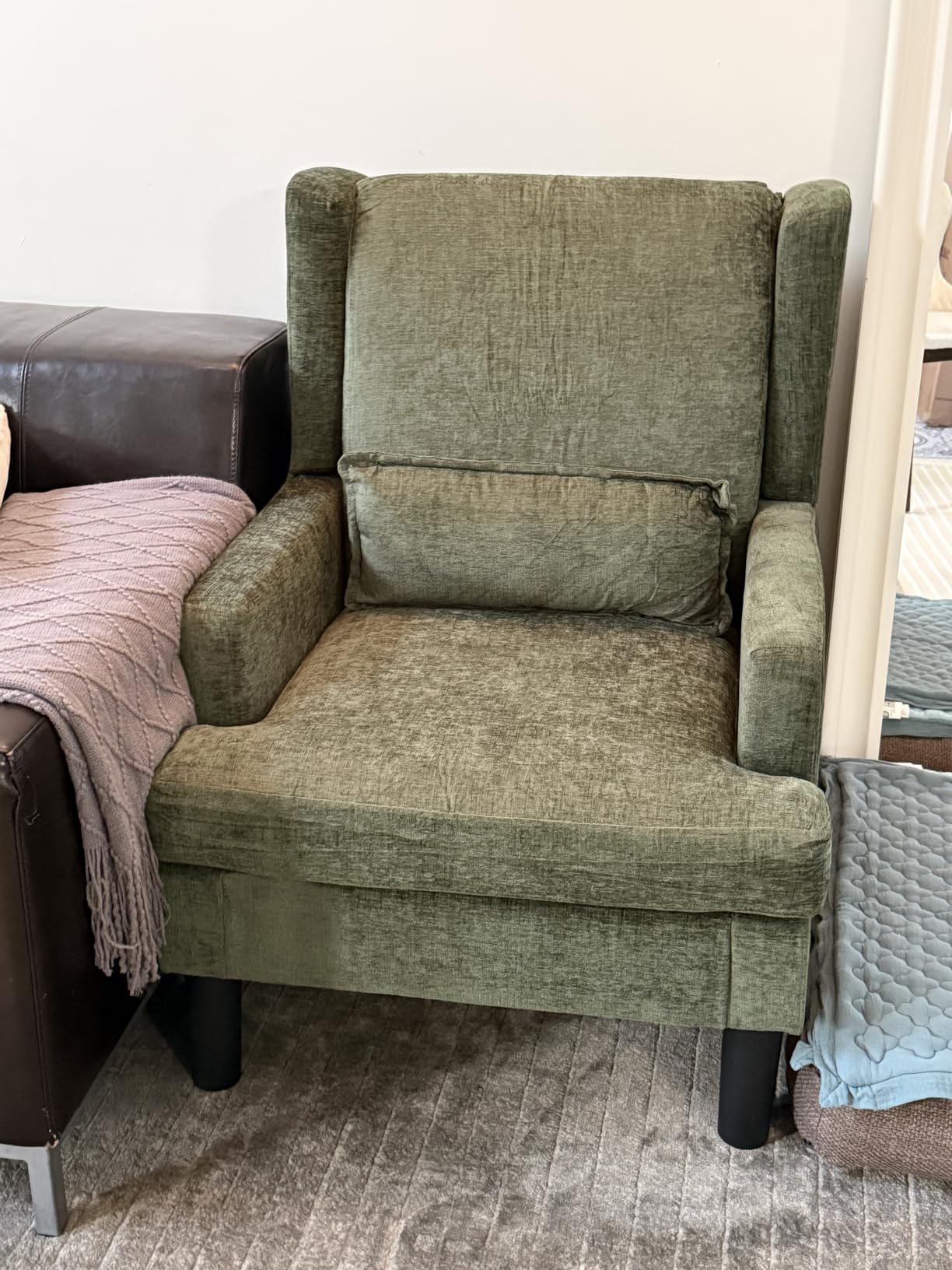 Garvee Wingback Accent Chair for Living Room, Mid-Century Modern Reading Chair for Bedroom, Modern Chenille Upholstered Comfy Armchair with High Back, Soft Pillow, and Sturdy Wood Legs customer photo 1