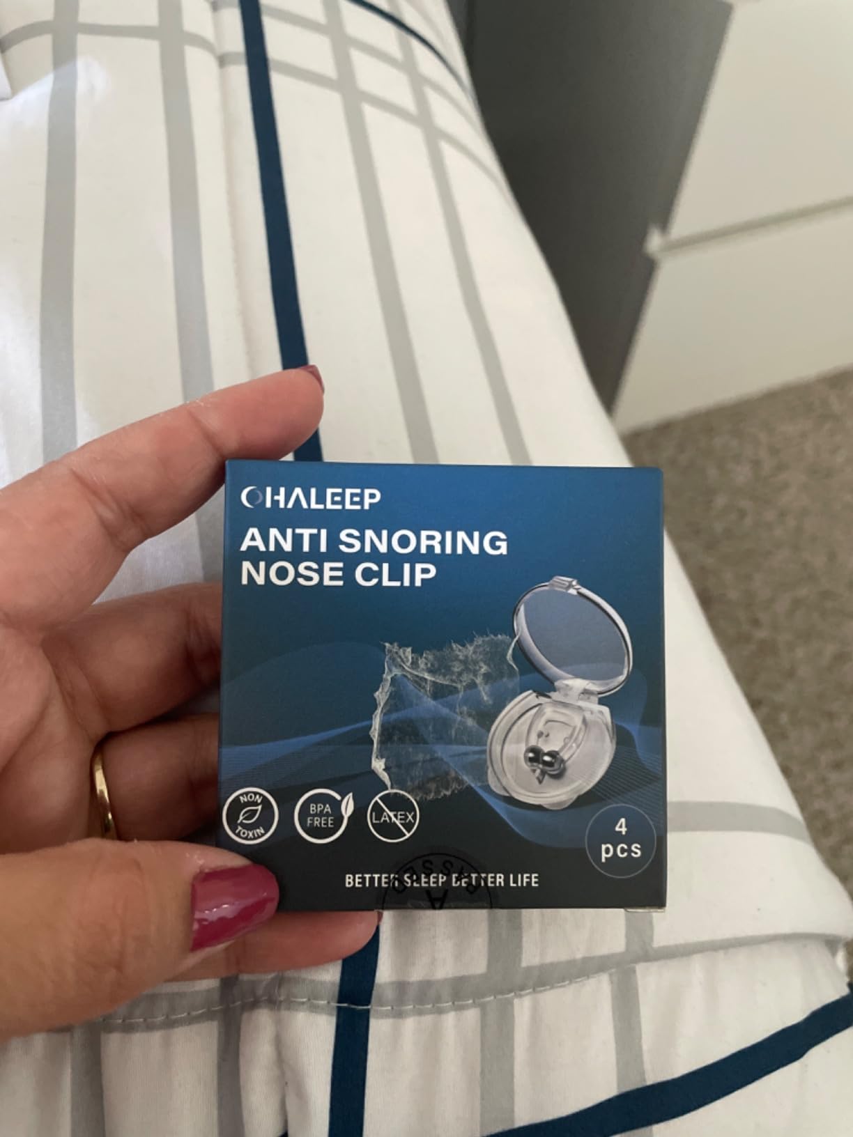 Anti Snoring Devices, Snore Stopper with Adjustable Magnet, Silicone Nose Clip Stop Snoring, Effective to Relieve Snoring, Snoring Solution for Comfortable and Quieter Sleep, Clear customer photo 1