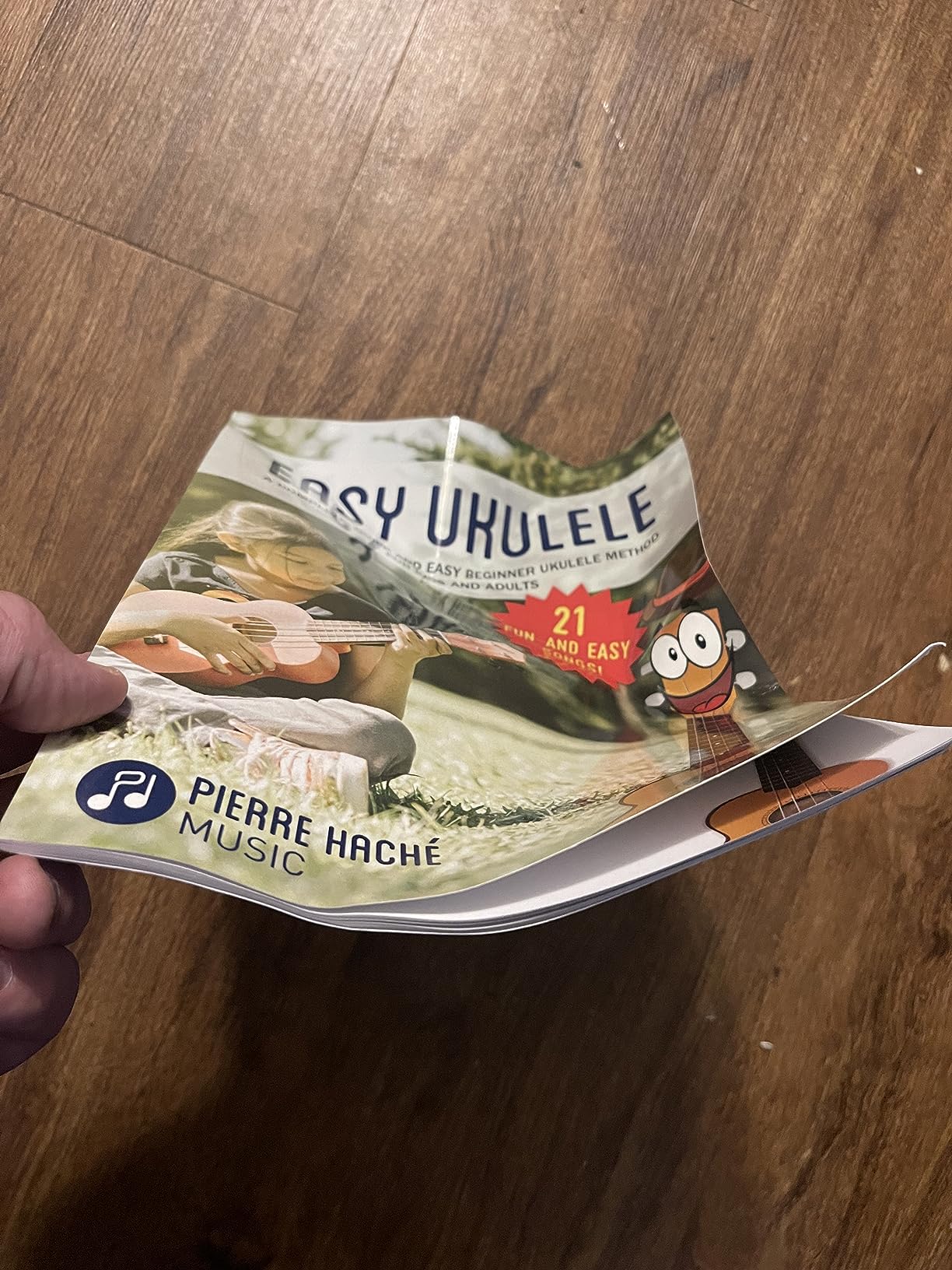 Easy Ukulele: A Complete, Quick and Easy Beginner Ukulele Method for Kids and Adults customer photo 1