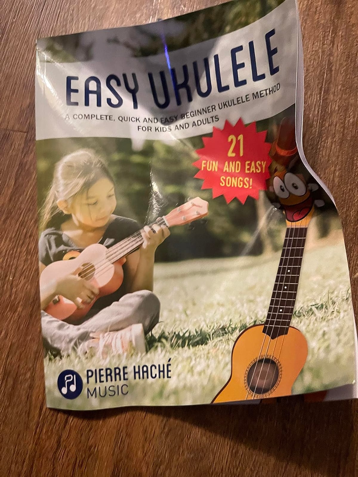 Easy Ukulele: A Complete, Quick and Easy Beginner Ukulele Method for Kids and Adults customer photo 2