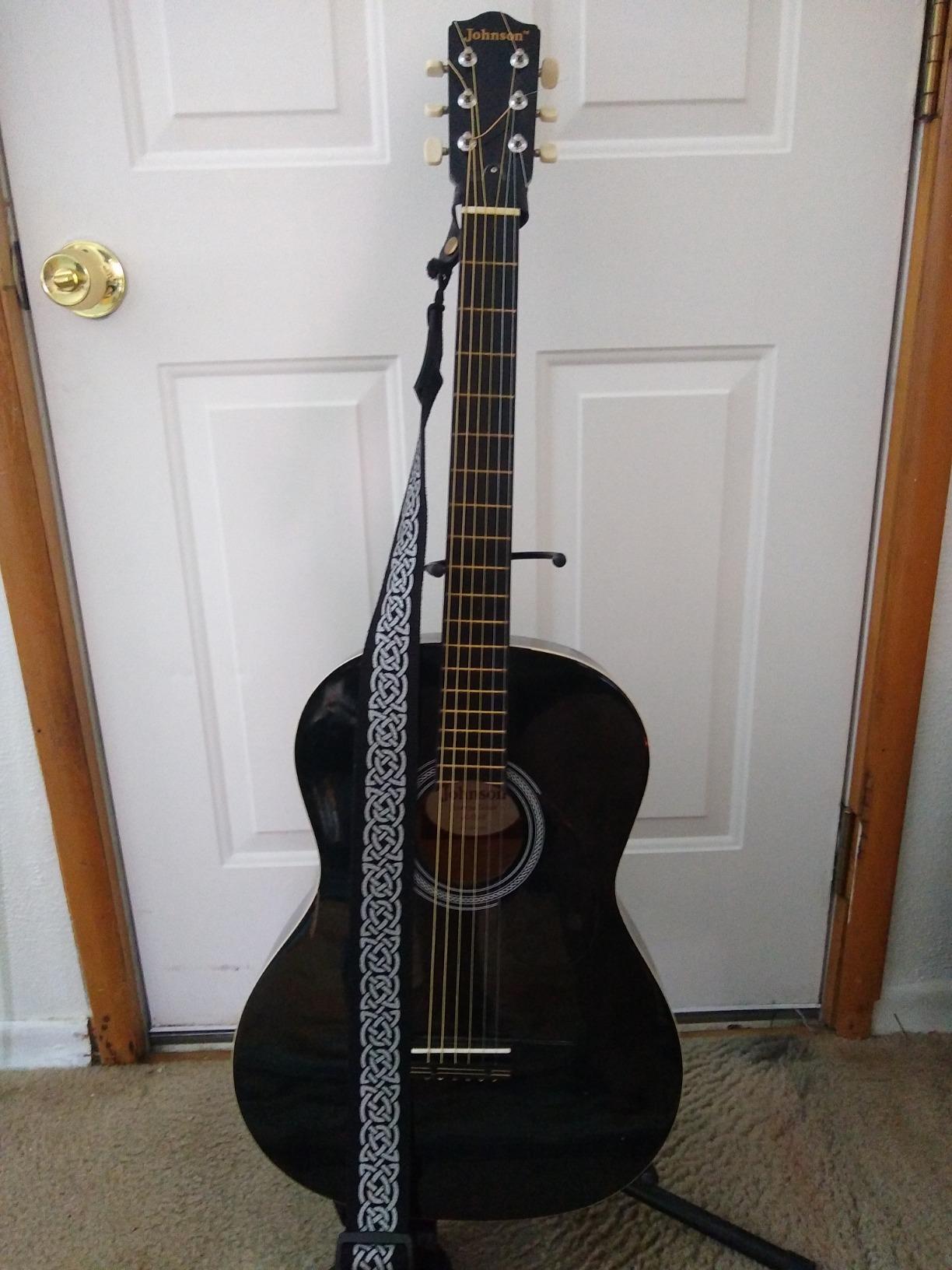 Ernie Ball Earthwood Silk and Steel Extra-Soft Acoustic Guitar Strings, 10-50 Gauge customer photo 2