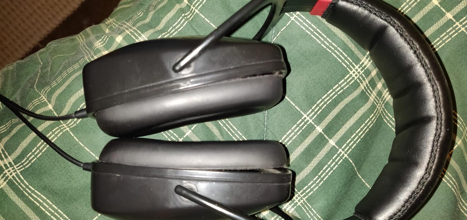 Direct Sound EX-29 Dynamic Closed Headphones Black w/10' Headphone Extension Cable customer photo 1