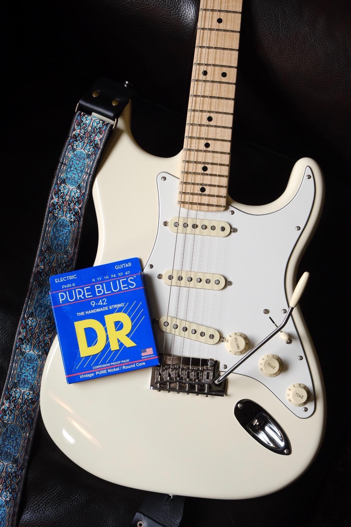 DR Strings PURE BLUES Pure Nickel Electric Guitar Strings (10-46) - Medium customer photo 2
