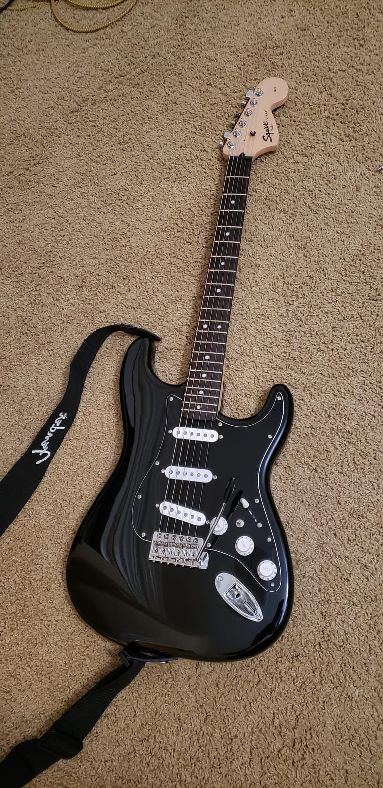 Seymour Duncan Custom Staggered Strat - Neck/Middle/Bridge - White customer photo 1