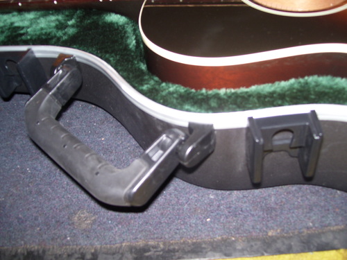 SKB 1SKB-000 Size Acoustic Shaped Hardshell - TSA Latch, Over-Molded Handle customer photo 2