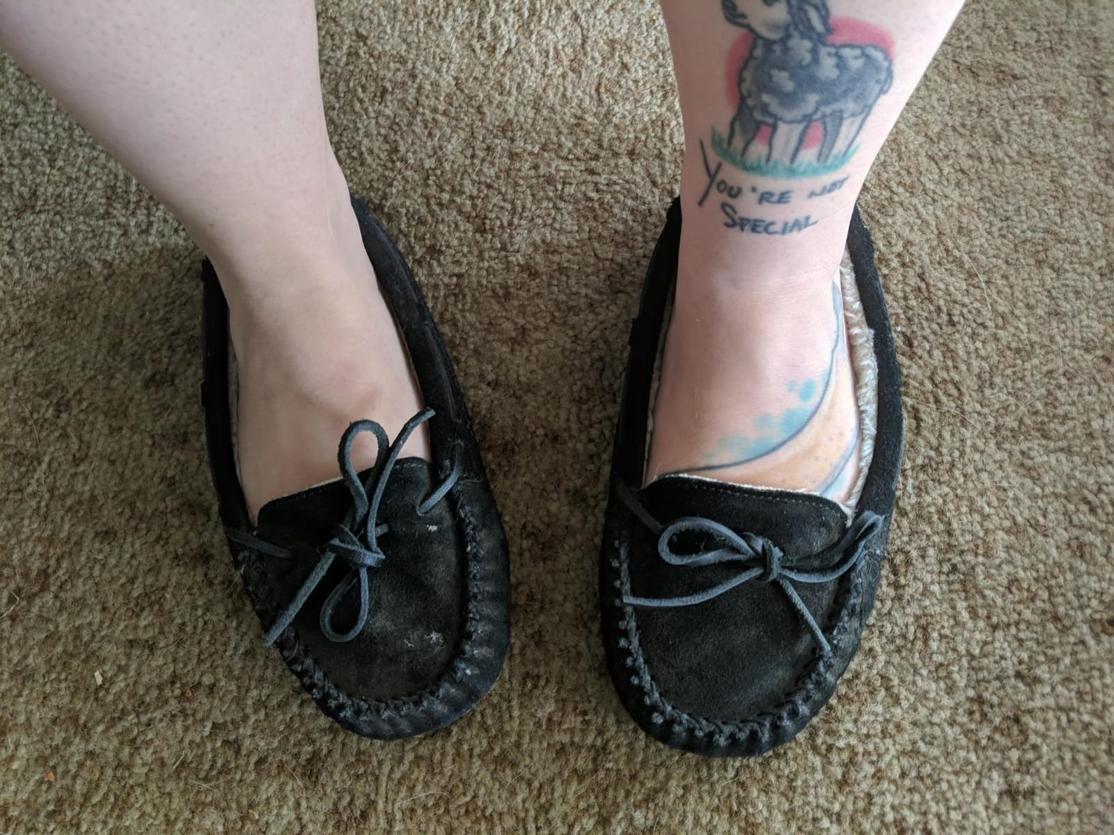 Minnetonka Women's Cally Moccasin Slipper customer photo 1