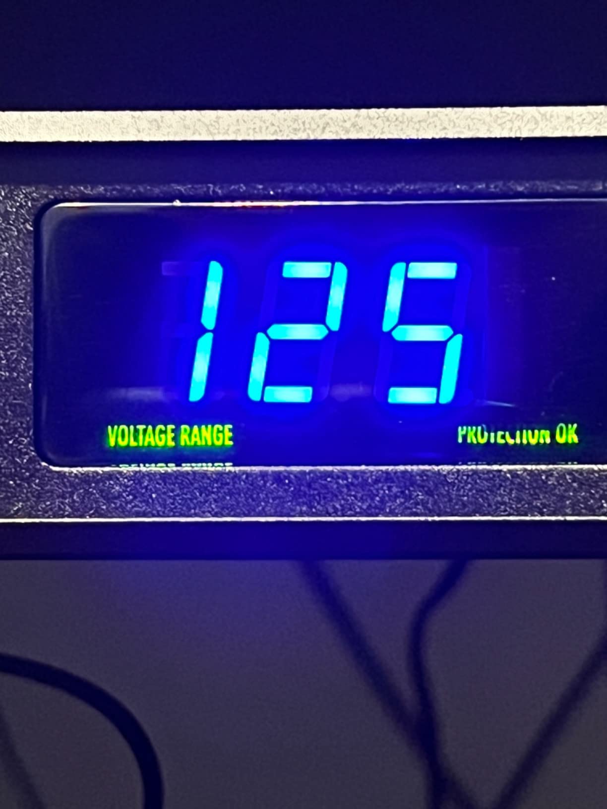 Furman PL-PLUS DMC Power Conditioner with Voltmeter / AMMeter customer photo 1