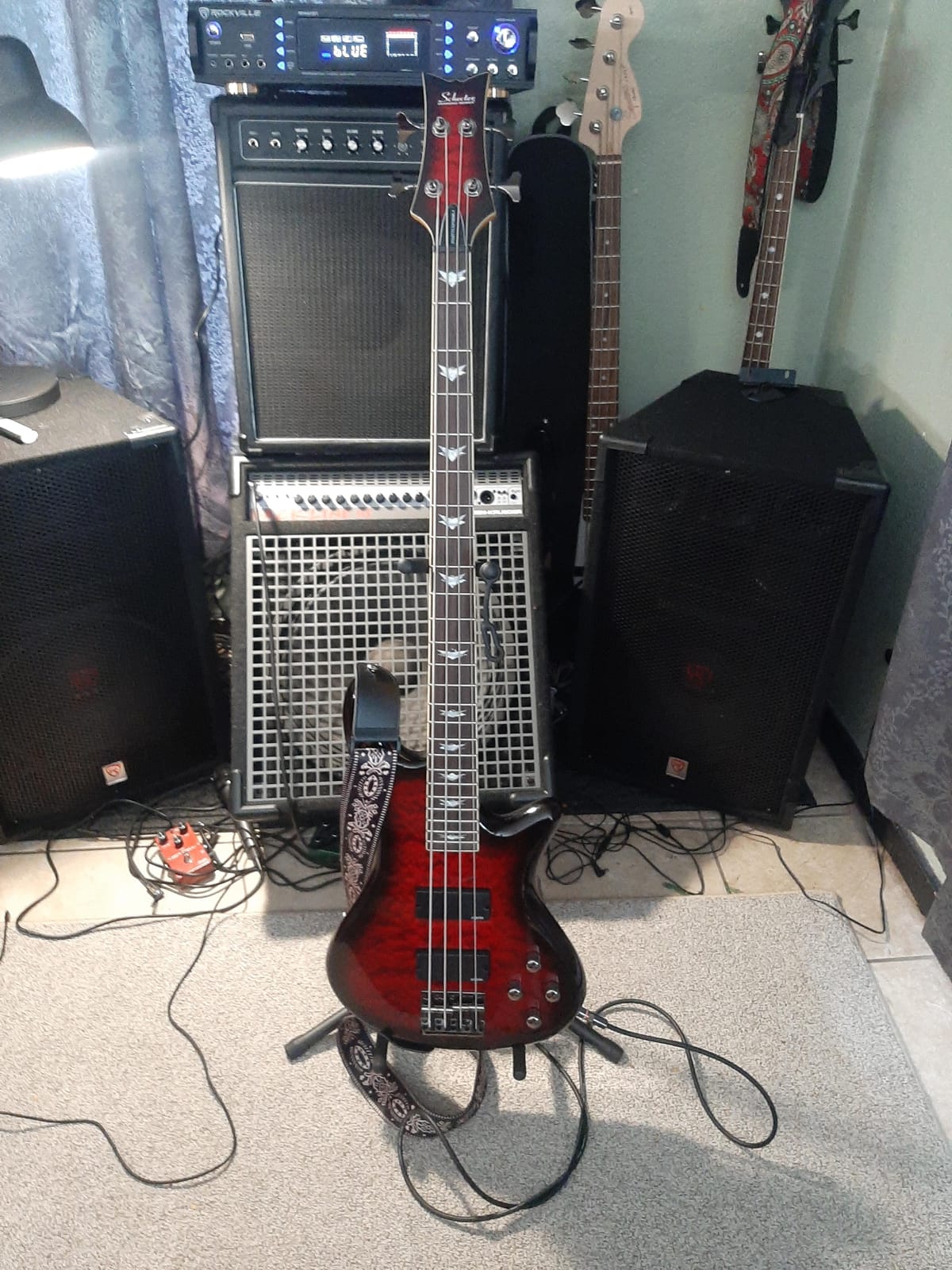 Schecter Stiletto Extreme 4 Bass Guitar - Black Cherry customer photo 1