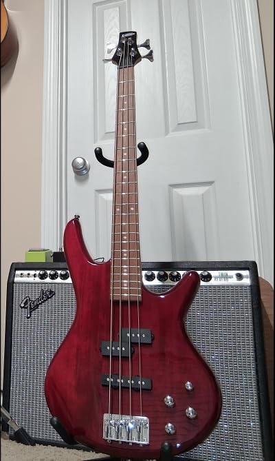 Ibanez Gio GSR200PW Bass Guitar - Pearl White customer photo 2
