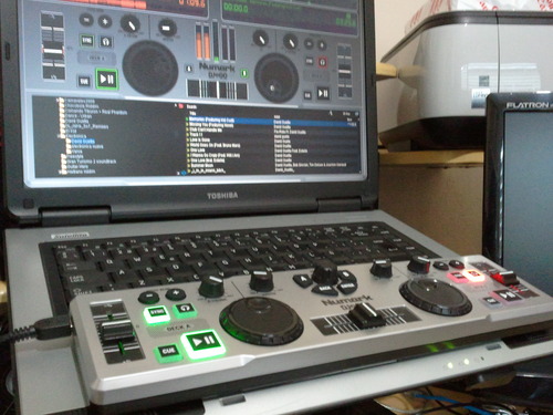 Numark DJ 2 Go Ultra-Portable USB DJ Controller for Mac or PC | Pocket-Sized 2-Deck Controller with Touch-Sensitive Jog Wheels, Crossfader, and Built-In Audio customer photo 1
