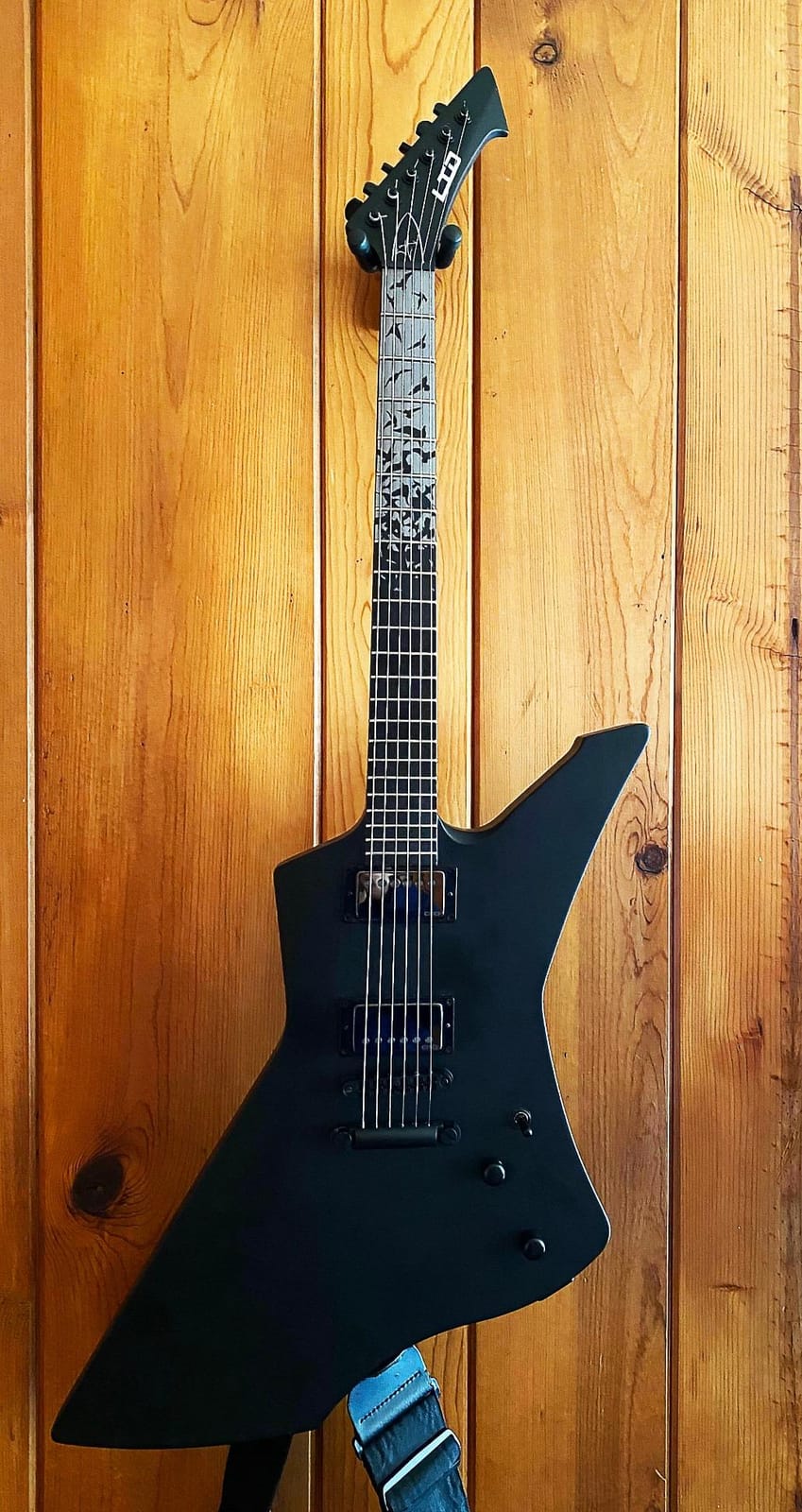 ESP LTD James Hetfield Signature Snakebyte - Snow White customer photo 1