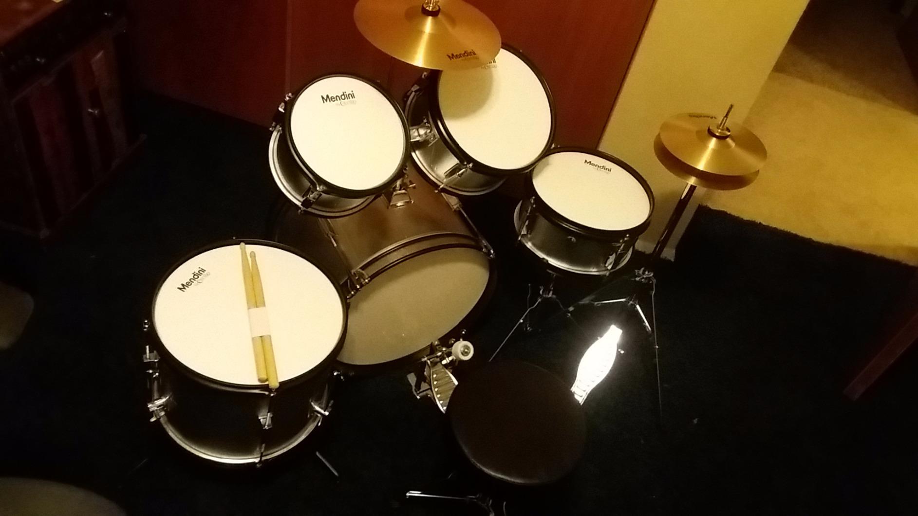 Mendini by Cecilio 5 Piece 16 Inch Junior Drums Set - Metallic Silver customer photo 2