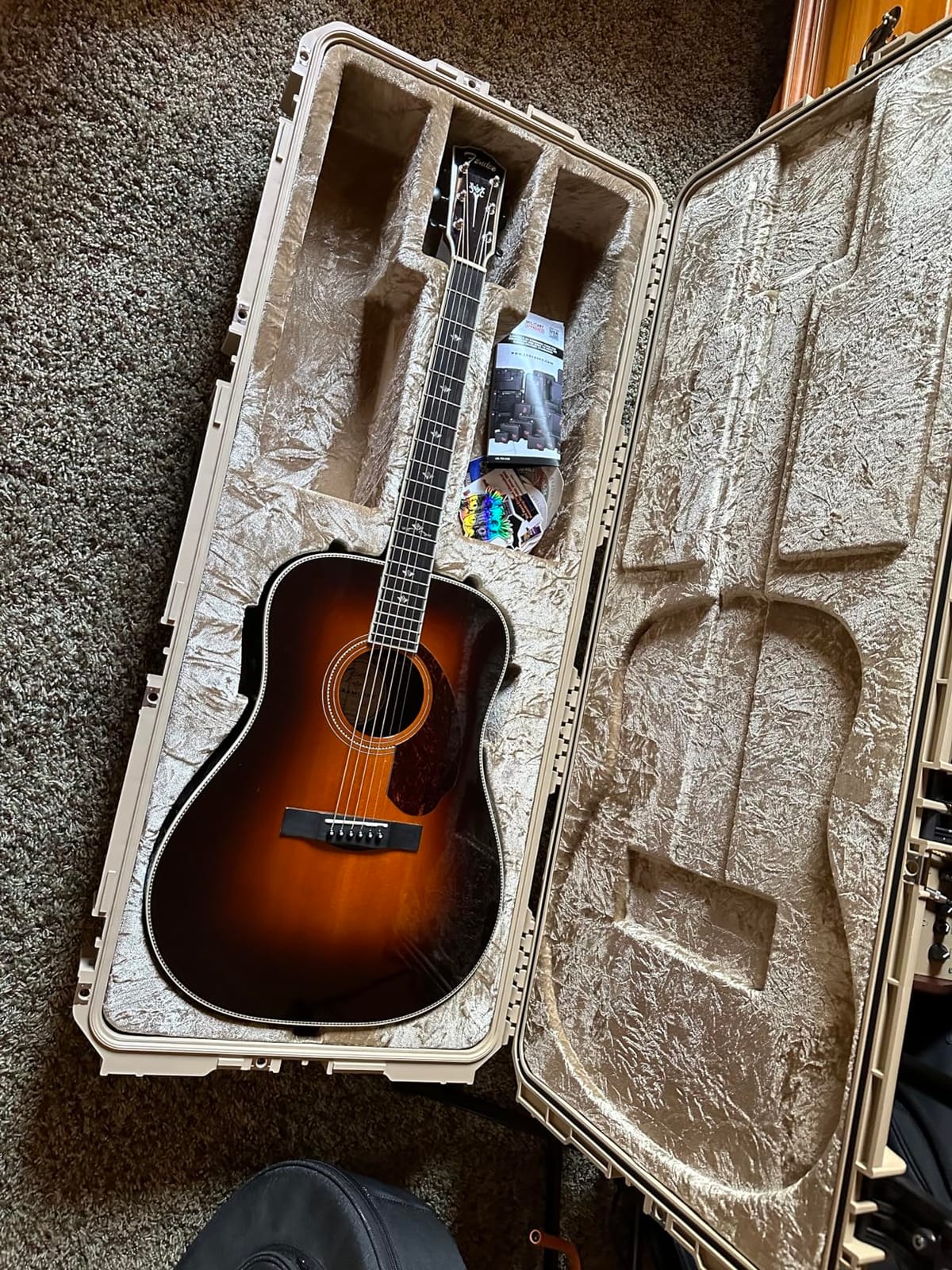 SKB 3i-4217-18-T iSeries Waterproof Acoustic Guitar Case - Sealed weathertight protection, flight-ready for tours customer photo 1