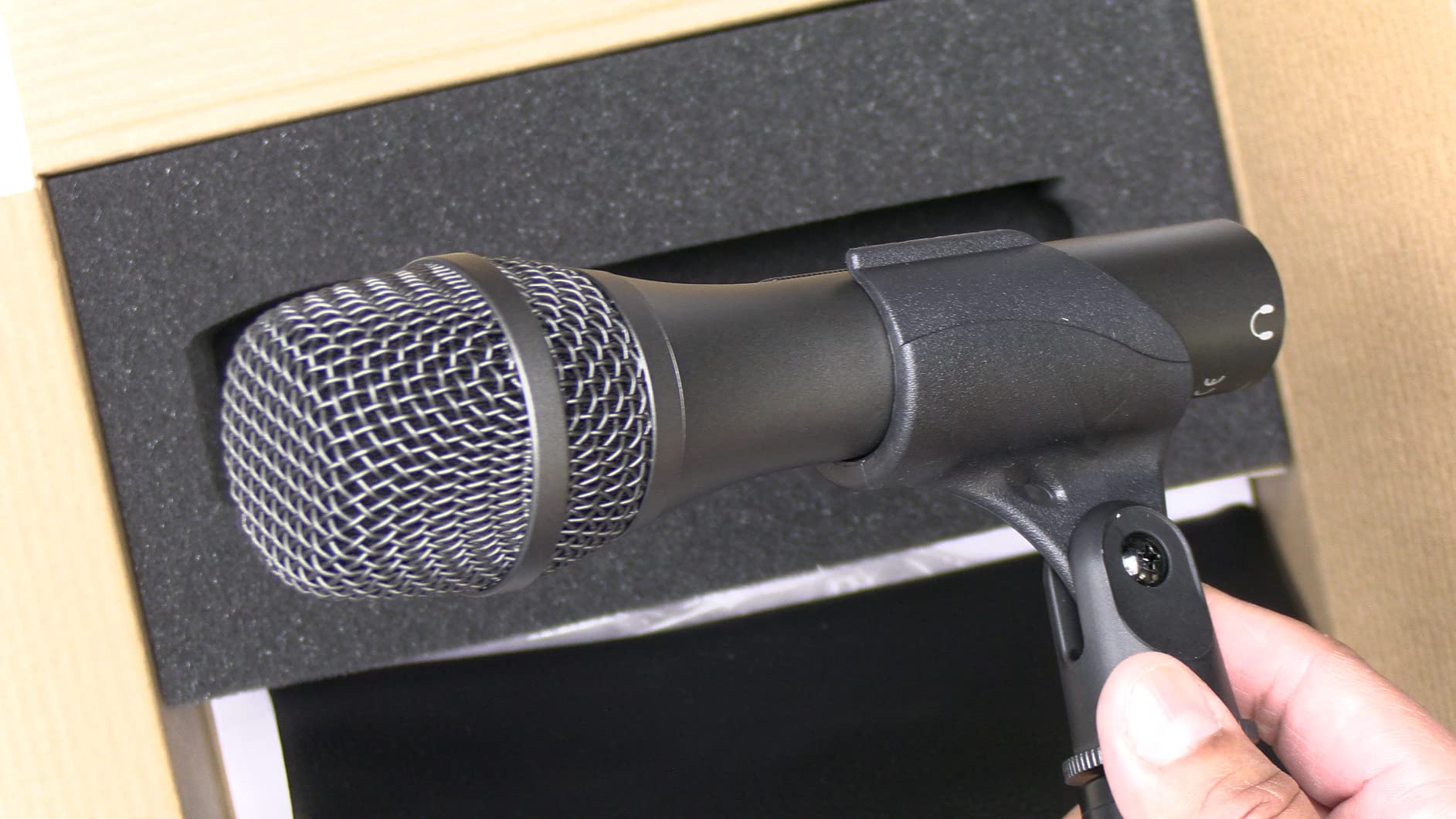 Audio-Technica AT2005USB Cardioid Dynamic USB/XLR Microphone customer photo 2