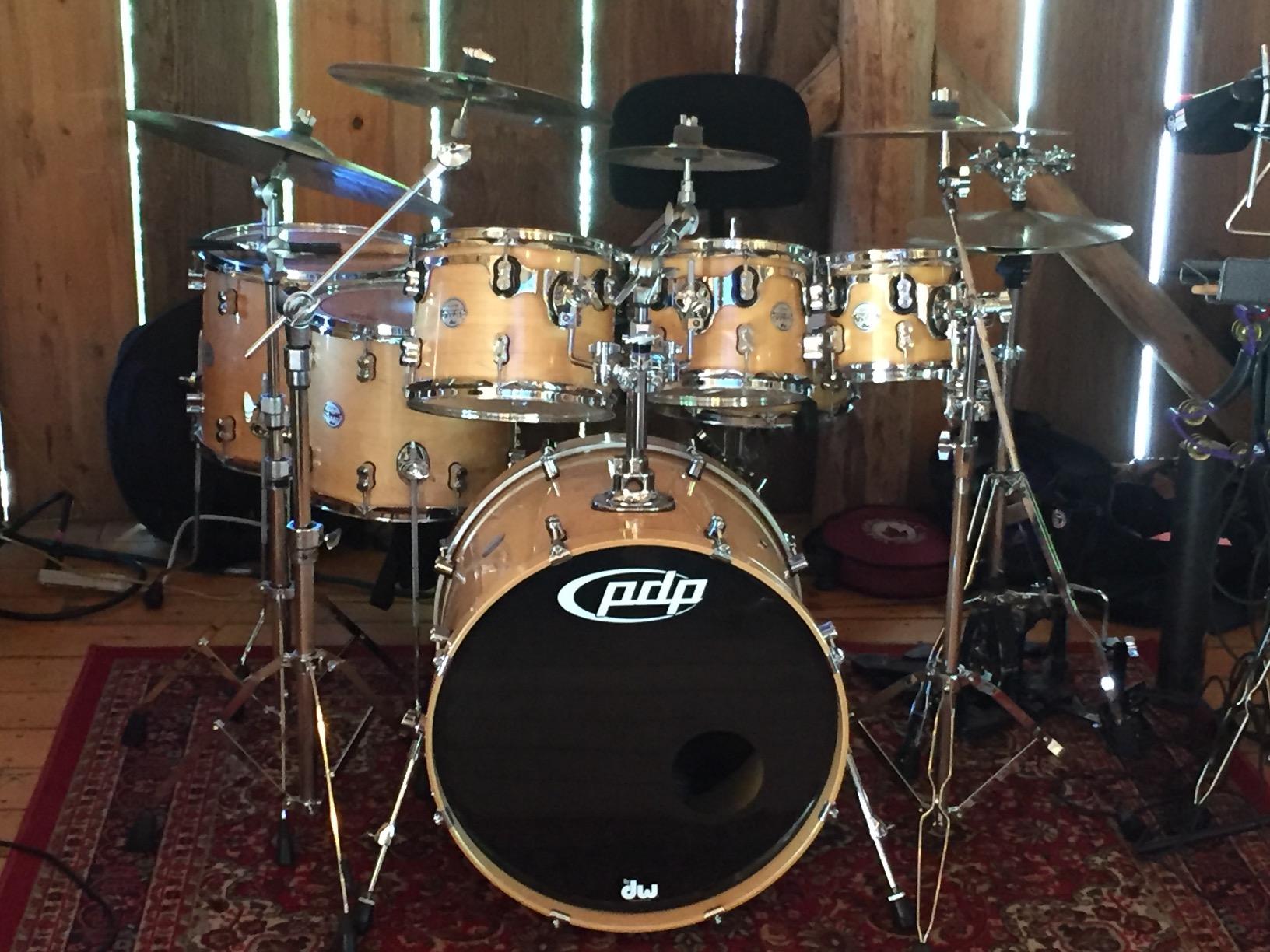 PDP By DW 7-Piece Concept Maple Shell Pack with Chrome Hardware Silver to Black Fade customer photo 1