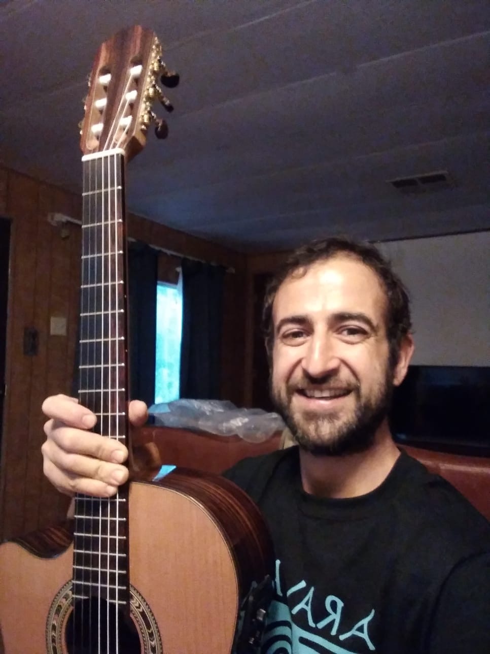 Kremona Verea - Acoustic/Electric Nylon String Guitar - 48mm Neck Width - Handmade in Europe - Padded Gig Bag Included customer photo 2