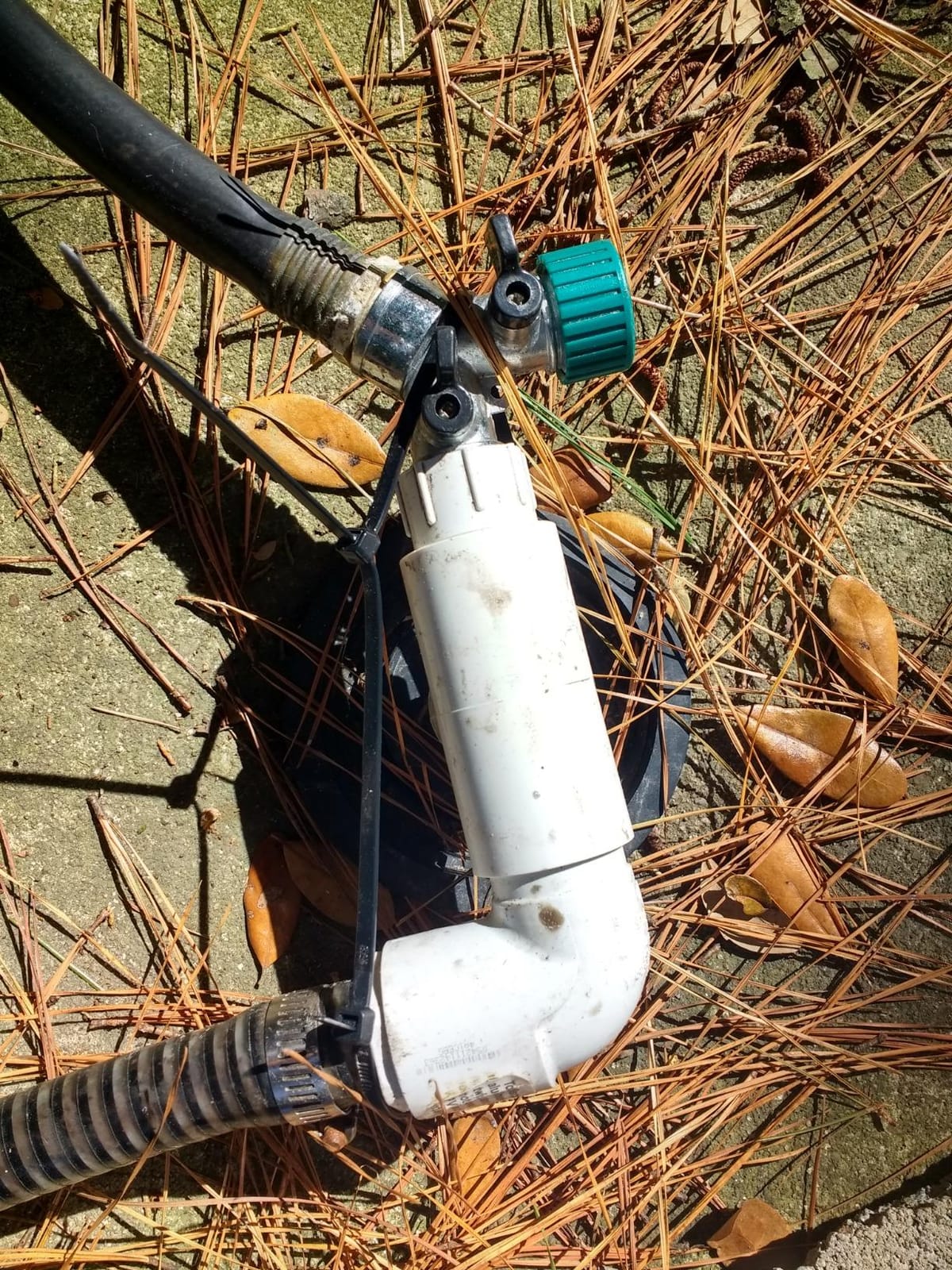 Valterra SS01 RV SewerSolution Drainage Kit with 10' Hose and Accessories customer photo 1