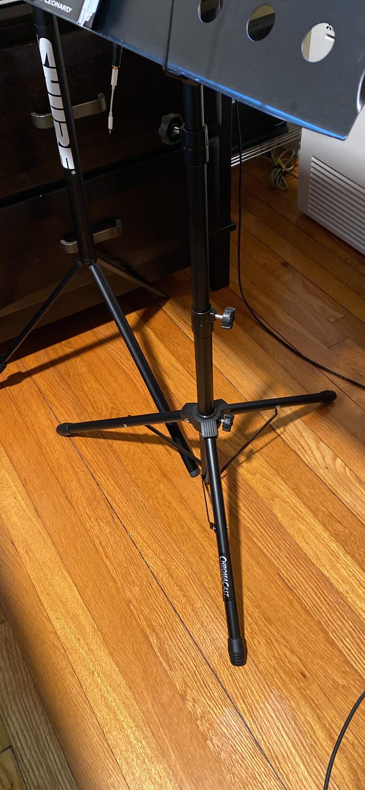 ChromaCast CC-PS-MSTAND Pro Series Folding Music Stand customer photo 2
