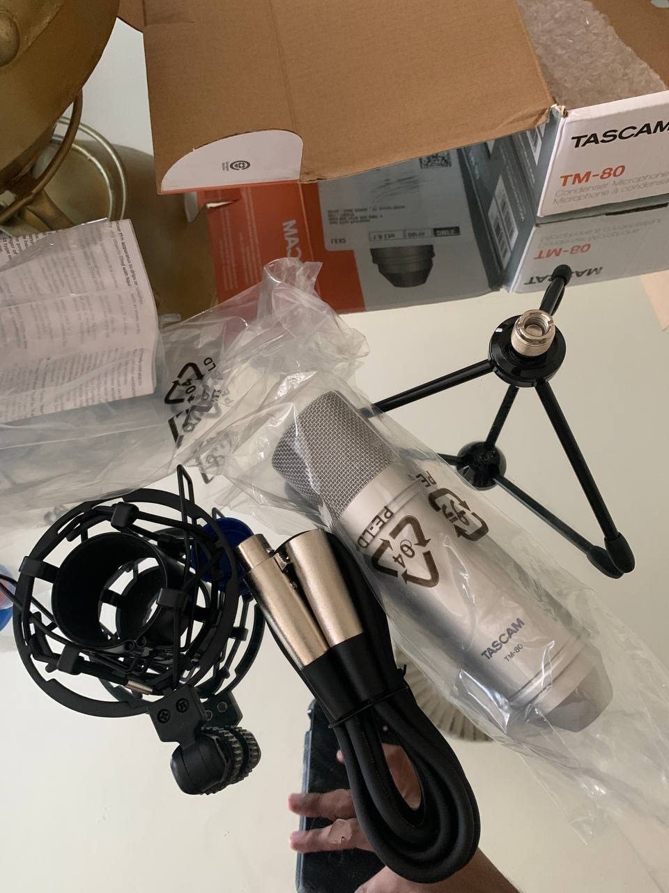 Tascam TM-80 Large Diaphagm Condenser Microphone,Silver customer photo 2