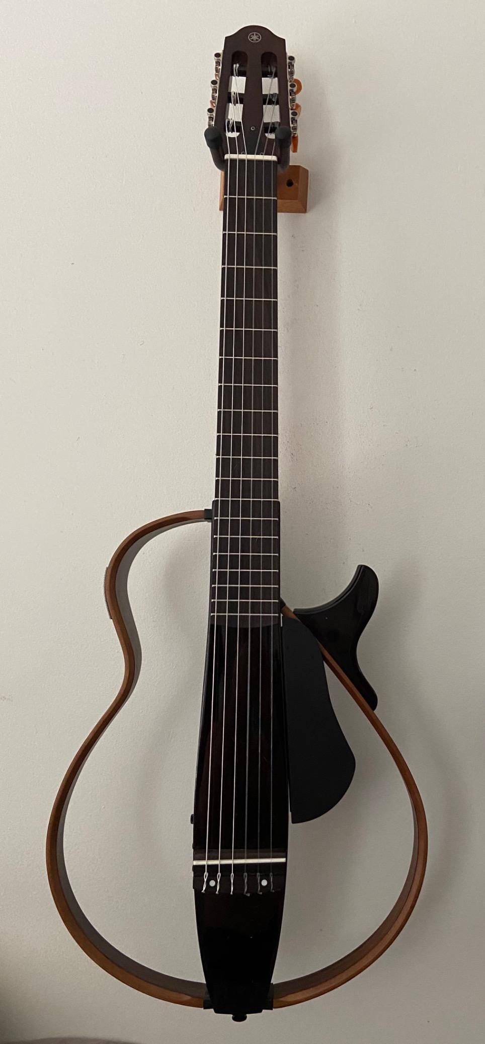 Yamaha SLG200N TBS Nylon String Silent Guitar with Hard Gig Bag, Tobacco Sunburst customer photo 1
