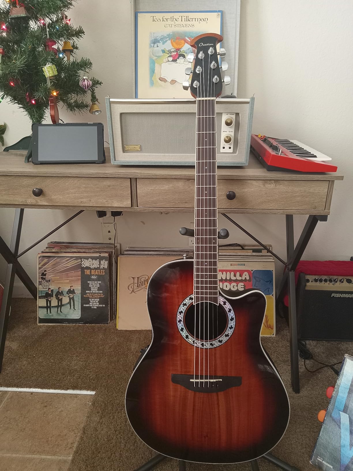 Ovation CS28P-RG Celebrity Standard Exotic Super Shallow Depth, Acoustic-Electric Guitar, Caribbean Blue Burst customer photo 2