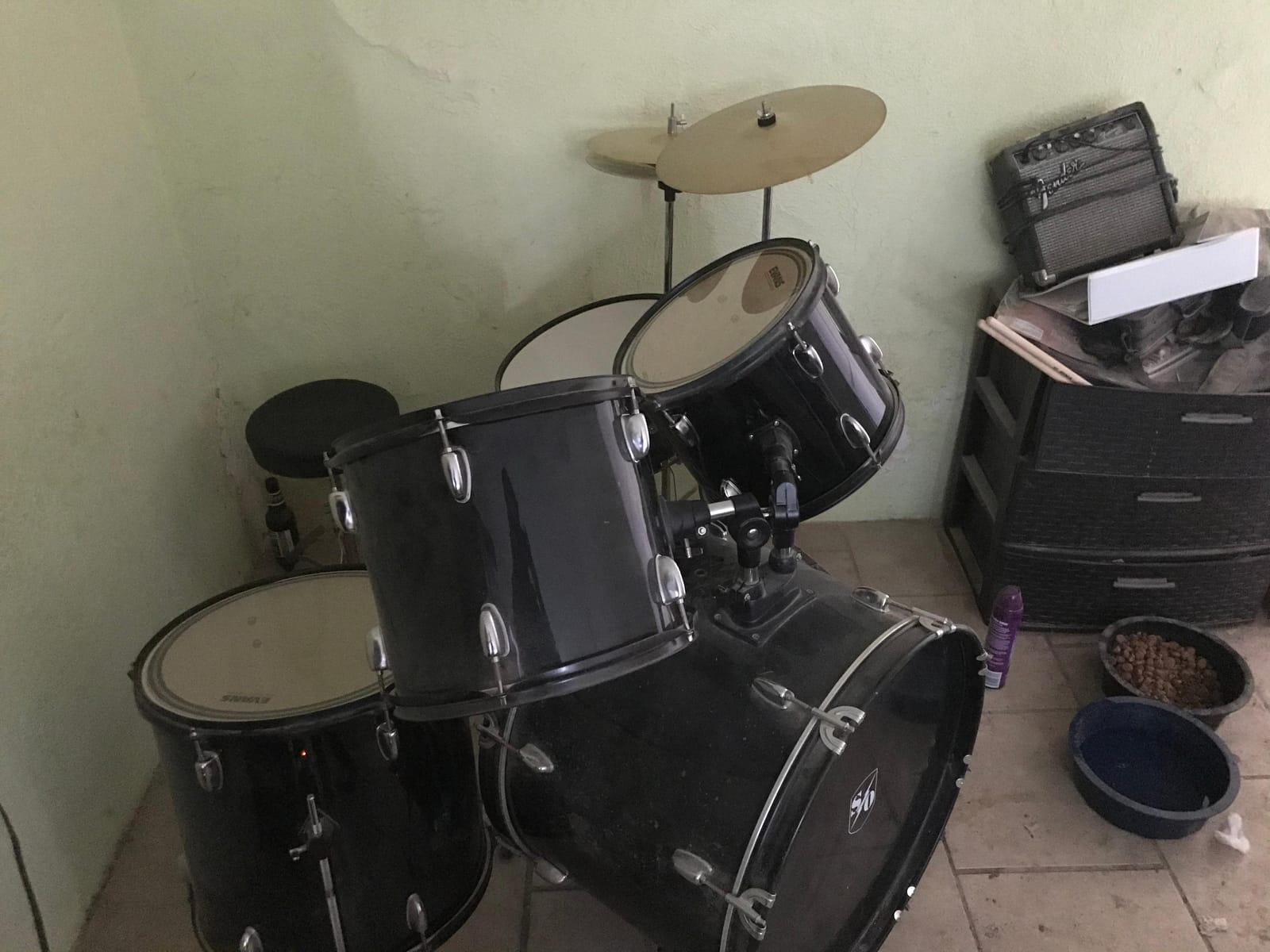 NOOBECR LAGRIMA 22 inch 5 Piece Full Size Complete Adult Drum Set with Adjustable Throne, Stainless Steel Cymbals, Pedal & 2 Drumsticks,Thick Drum Skin & Double Braced Hardware,Black customer photo 2