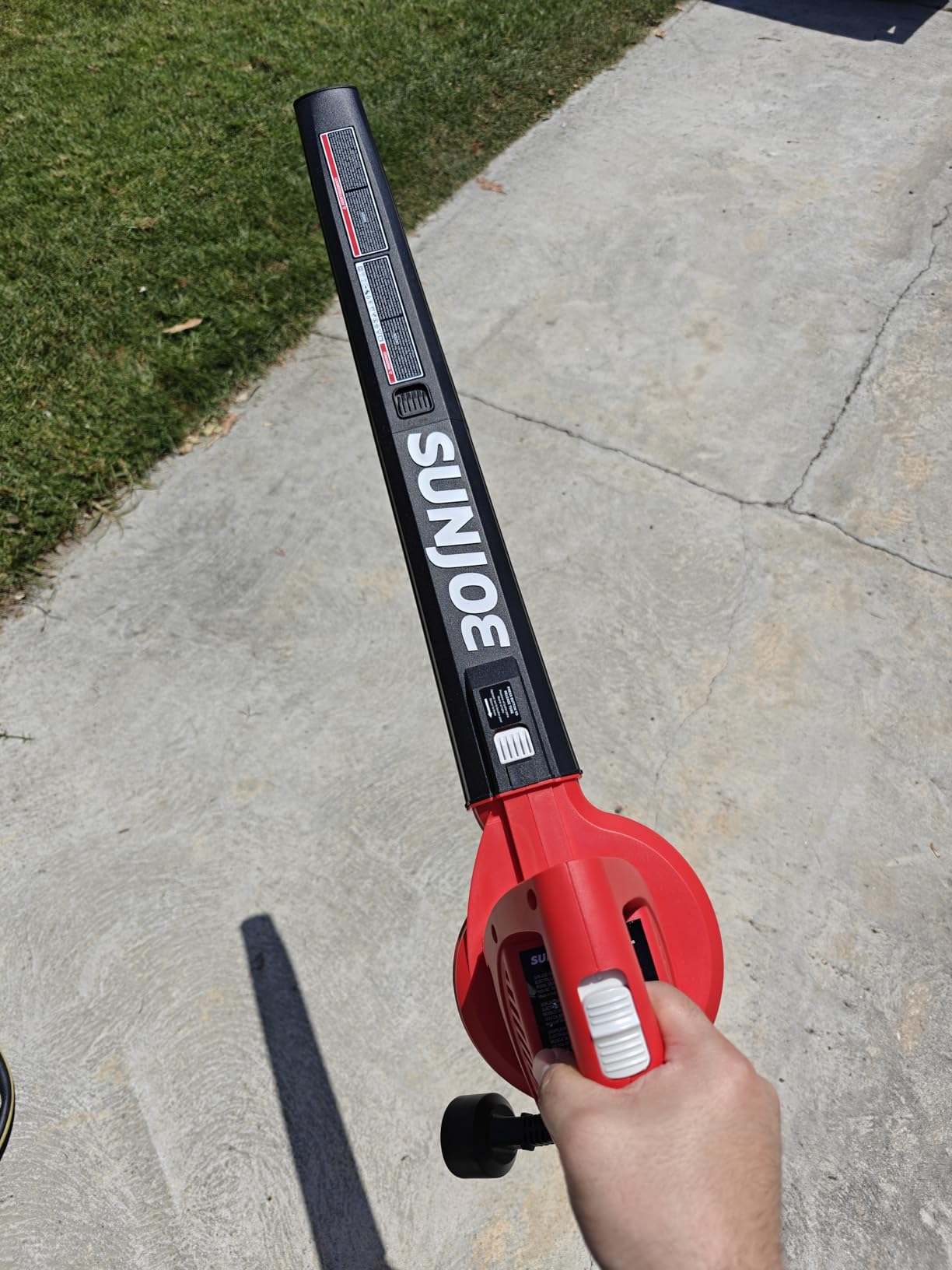 Sun Joe Corded Electric Leaf Blower Machine, 6-Amp Motor, SBJ597E customer photo 1