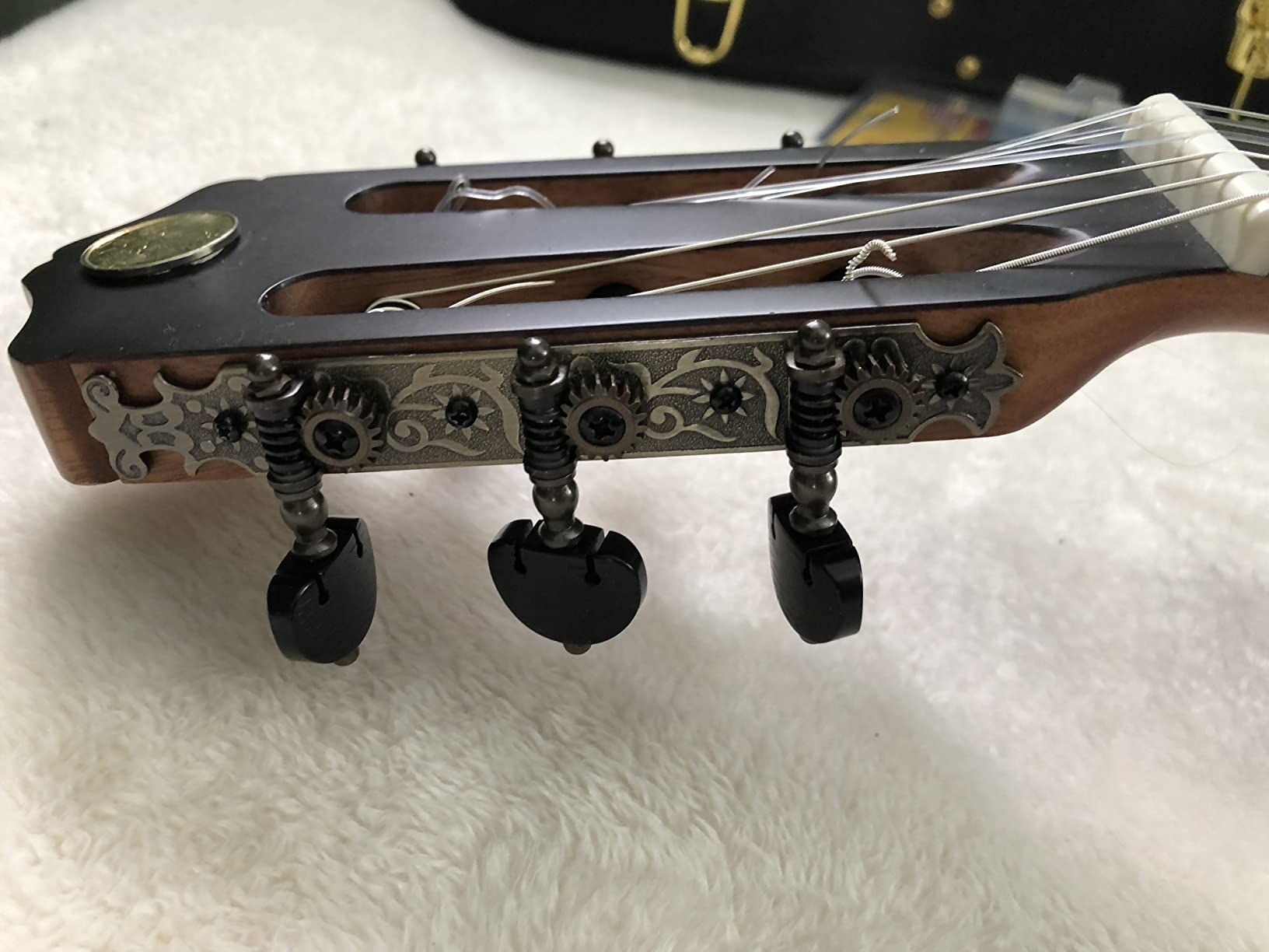 Cordoba C4-CE Edge Burst Cutaway Classical Acoustic-Electric Nylon String Guitar, Iberia Series customer photo 1