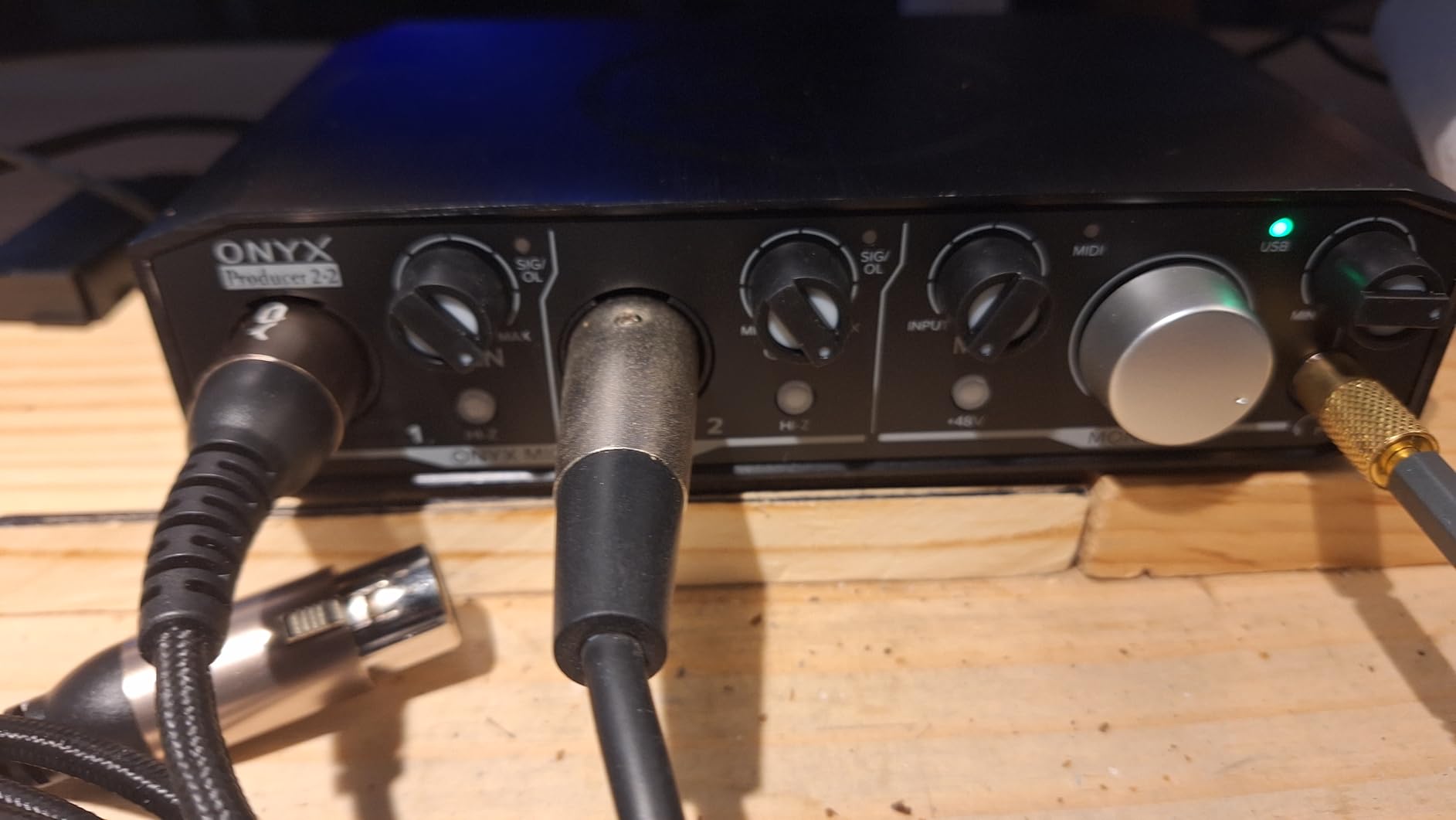 Mackie Audio Interface, Onyx Producer 2X2 USB Audio Interface with MIDI (Onyx Producer 2-2) customer photo 1