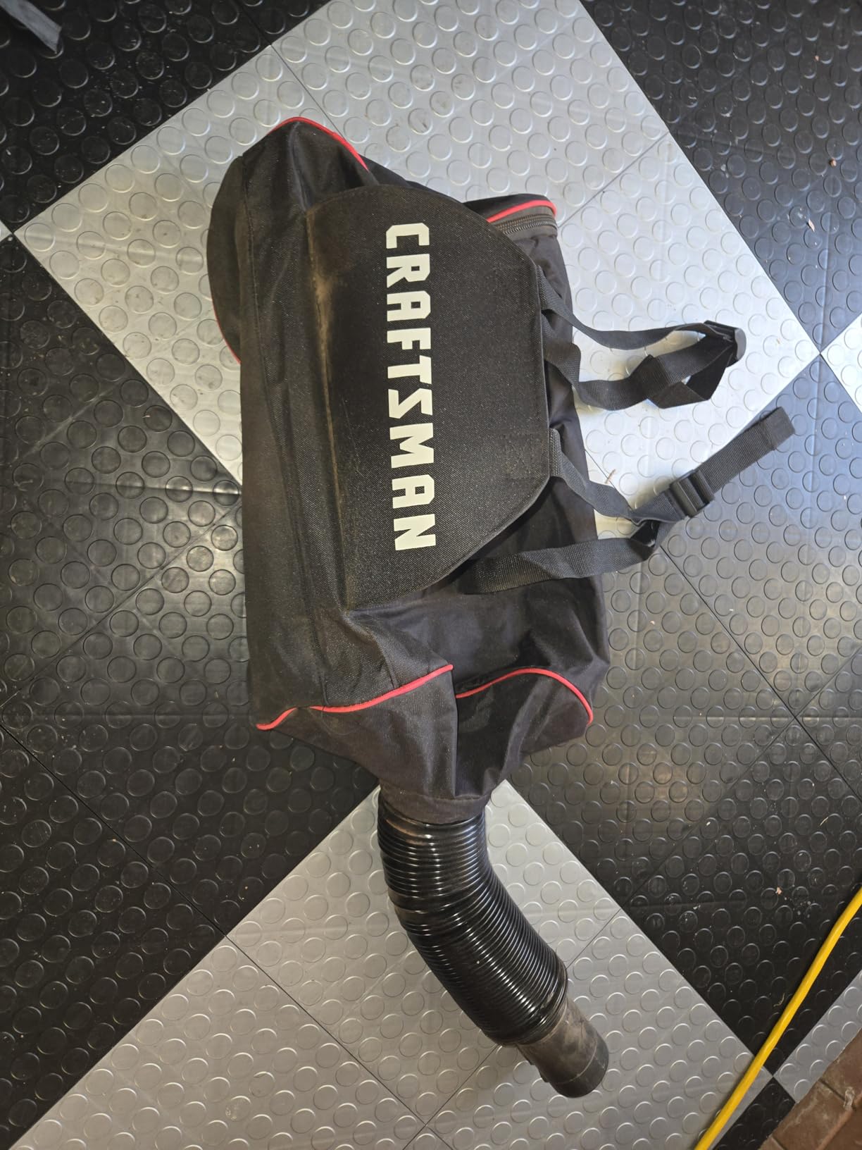CRAFTSMAN Leaf Blower, Leaf Vacuum and Mulcher, 3-in-1 Backpack Blower, Up to 230 MPH, 12 Amp, Corded Electric (CMEBL700) customer photo 2