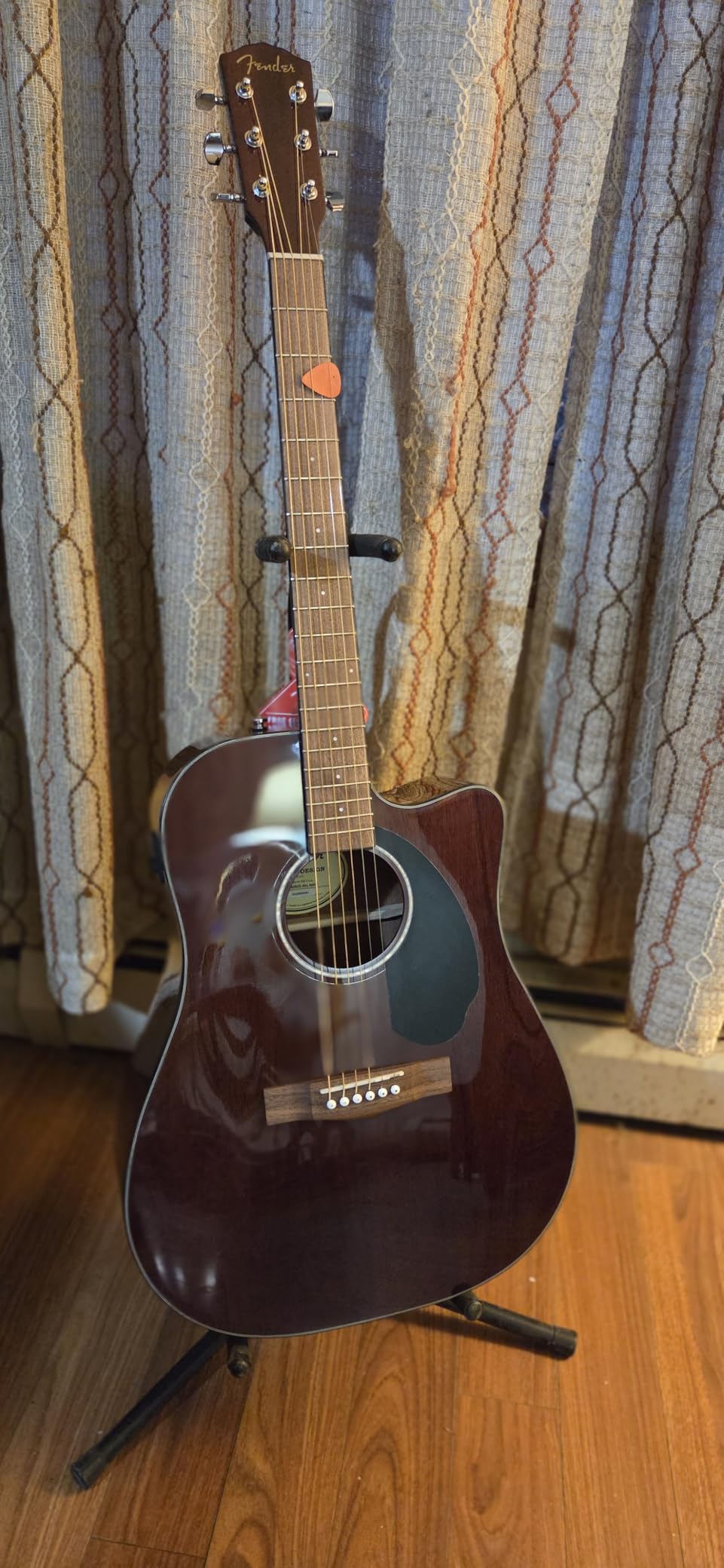 Fender CD-60SCE Dreadnought Cutaway Acoustic Electric Guitar, with 2-Year Warranty, Fishman Pickup and Preamp System, Black customer photo 2