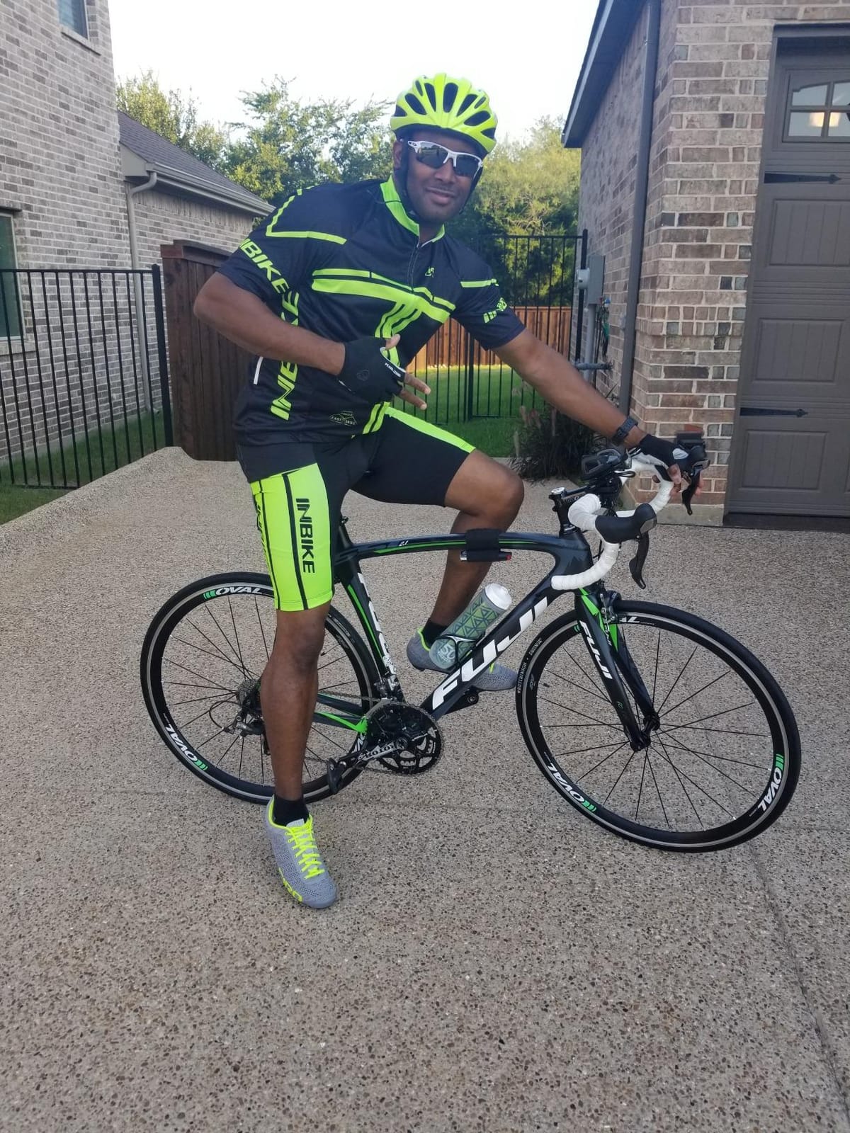 INBIKE Cycling Jersey Mens Set Reflective Breathable Biking Outfit Quick-Dry Bib Bicycle Jersey with 3D Padded Shorts customer photo 1
