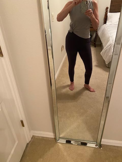 Colorfulkoala Essential 7/8 Leggings with Pockets customer photo 1