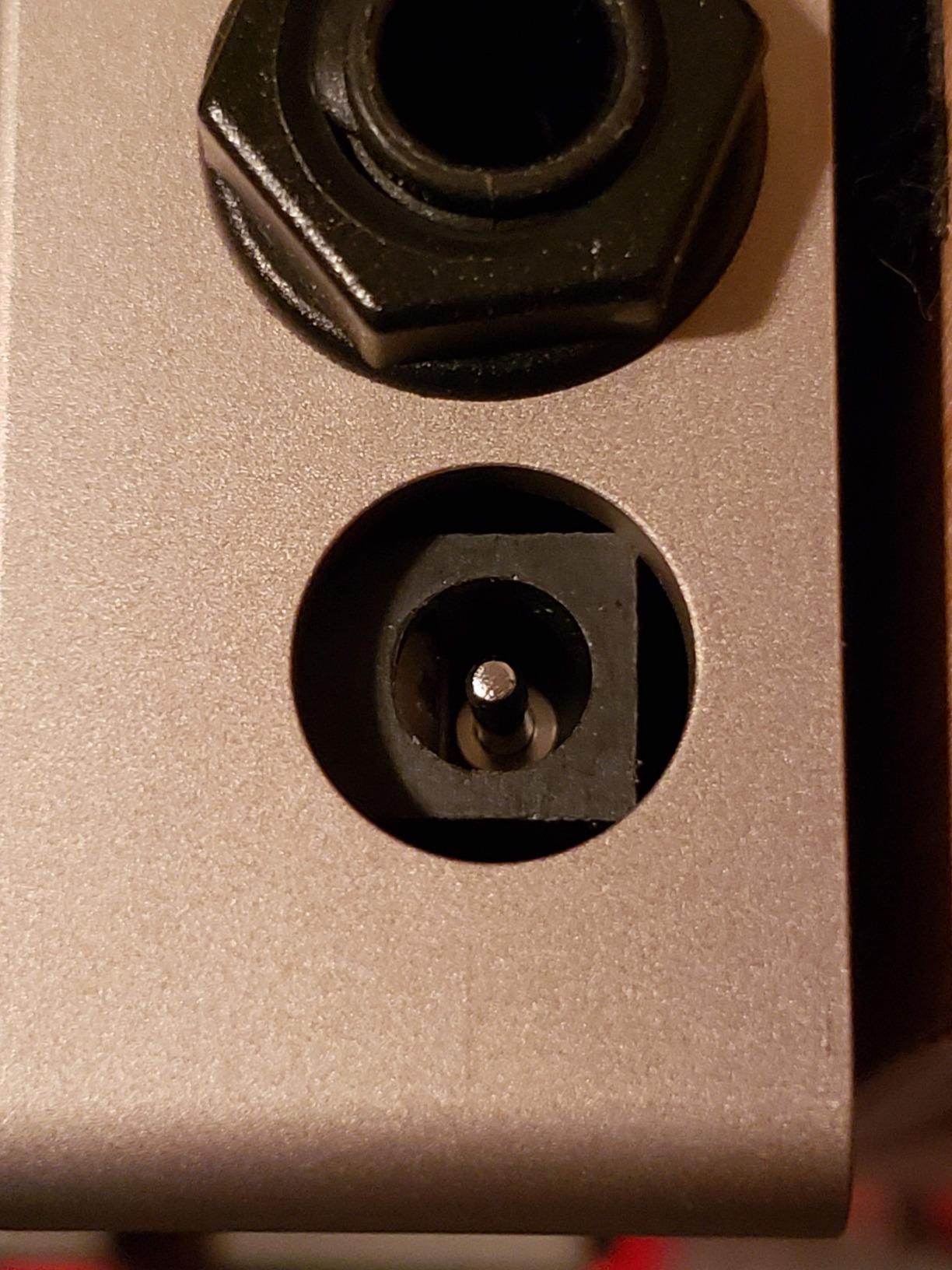 Darkglass Hyper Luminal Bass Compressor Pedal with Gain Reduction Meter customer photo 2