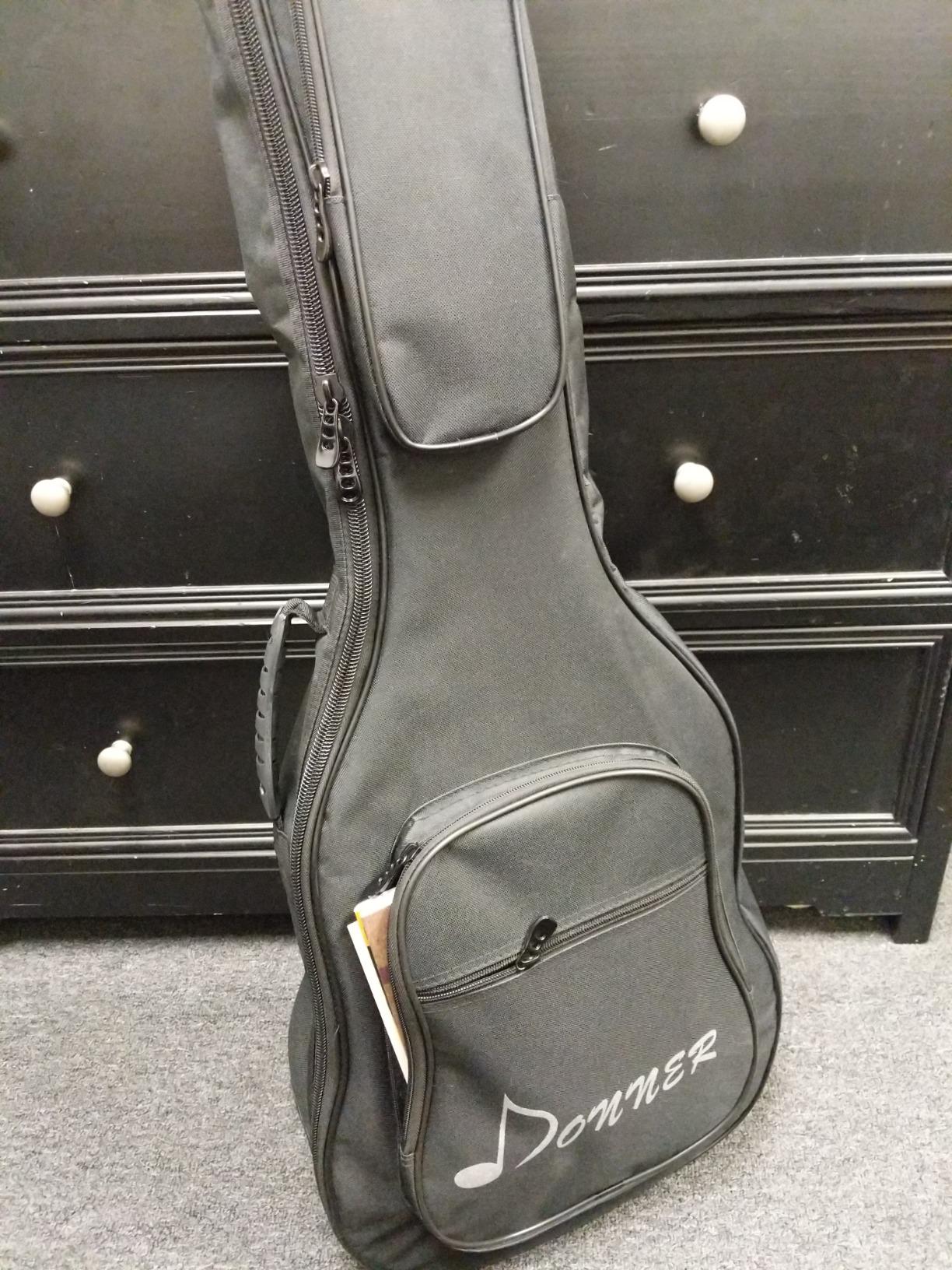 Donner 36 Inch Acoustic Guitar Case, 0.4 Inch Thick Padding Soft Gig Bag customer photo 1
