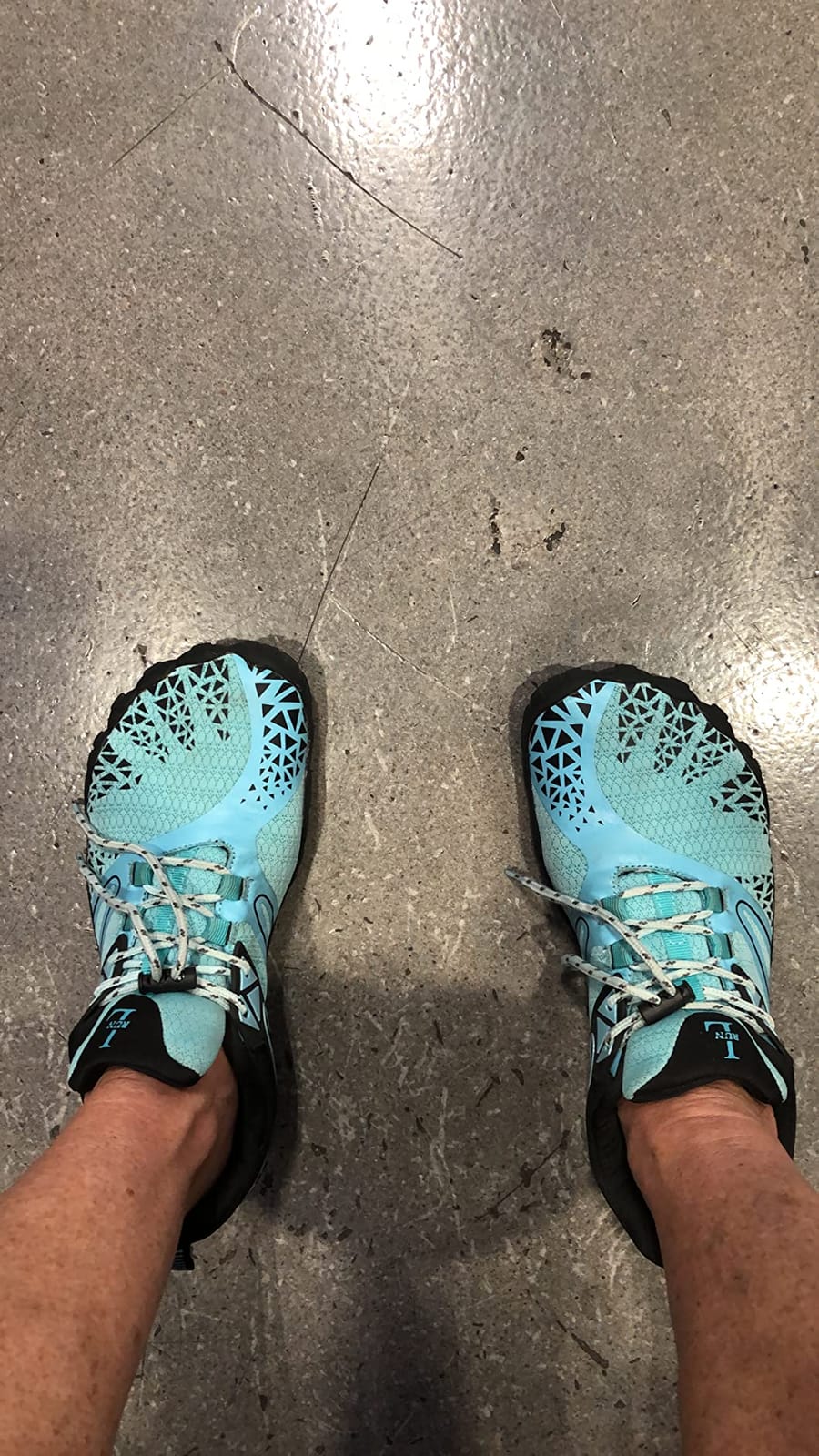 L-RUN Barefoot Water Shoes Women Mens Aqua Sock Athletic Hiking Water Sports Shoes for Swim Beach Pool Sand Diving Walking customer photo 2