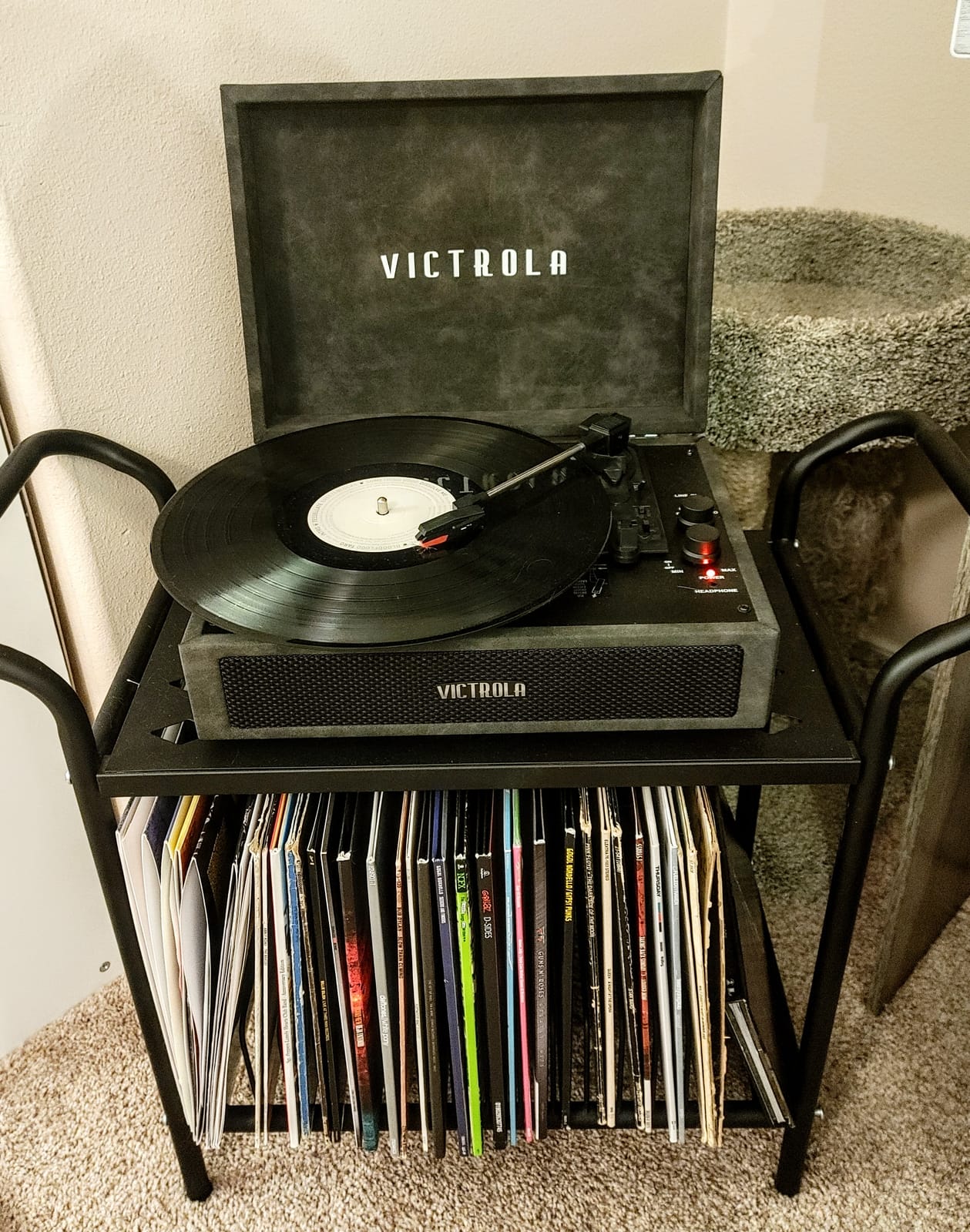 Victrola Parker – 3-Speed Bluetooth Suitcase Turntable with Built-In Stereo Speakers, Aux-In, RCA & Headphone Jack, Wireless Music Streaming (Black) customer photo 1