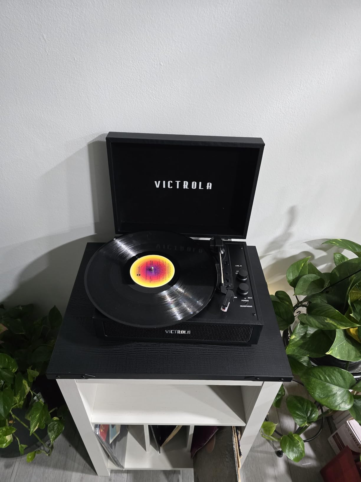 Victrola Parker – 3-Speed Bluetooth Suitcase Turntable with Built-In Stereo Speakers, Aux-In, RCA & Headphone Jack, Wireless Music Streaming (Black) customer photo 2
