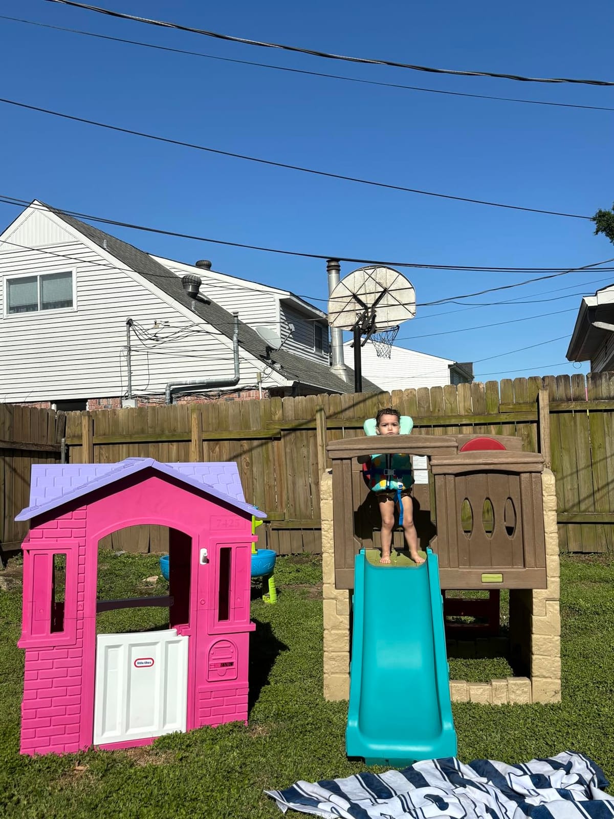 Step2 Woodland Climber II Kids Playset, Ages 2 –6 Years Old, Toddler Slide and Climbing Wall, Outdoor Playground for Backyard, Sturdy Plastic Frame, Easy Set Up customer photo 2