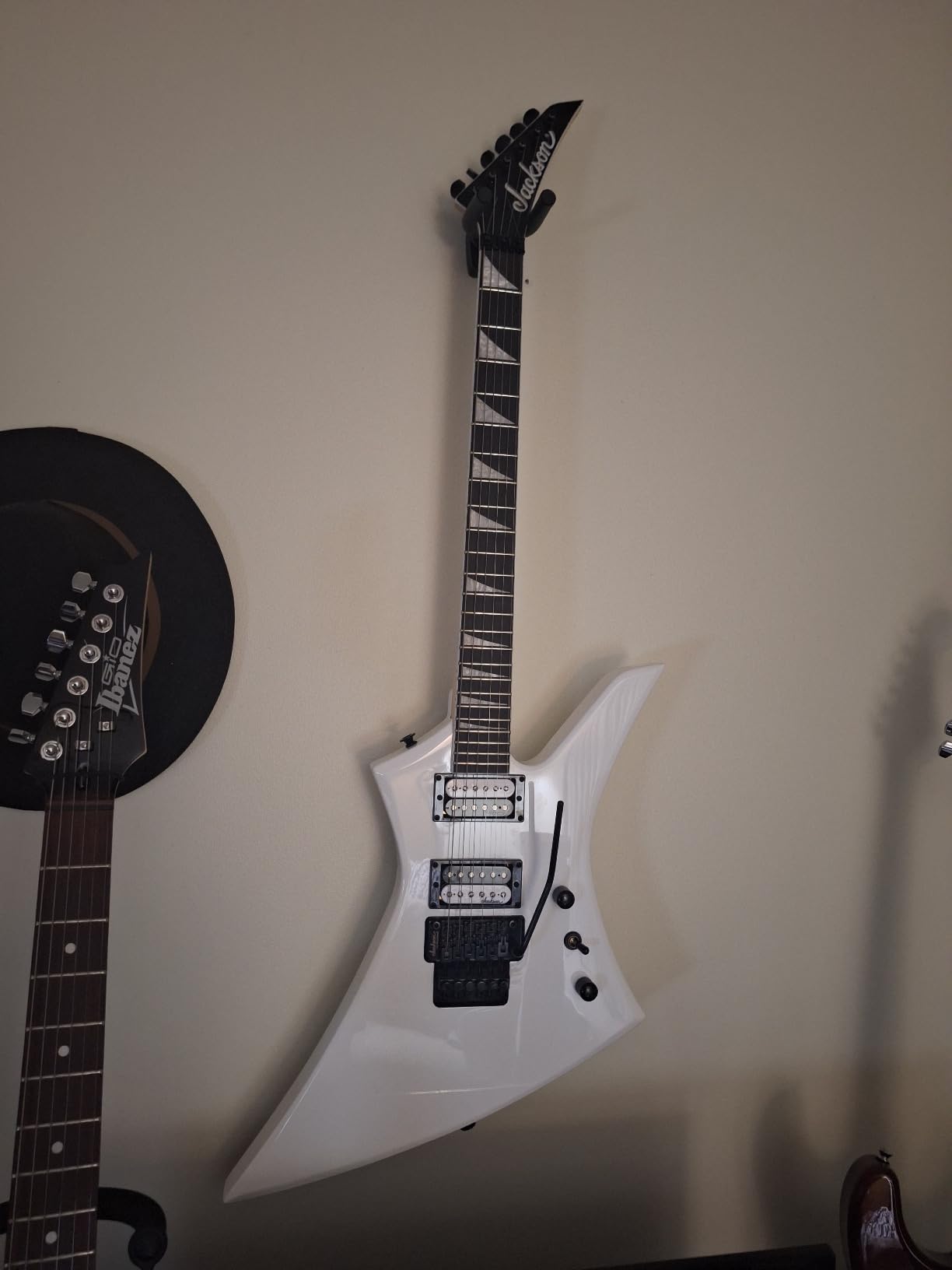 Jackson JS Series Kelly JS32 - Snow White customer photo 1