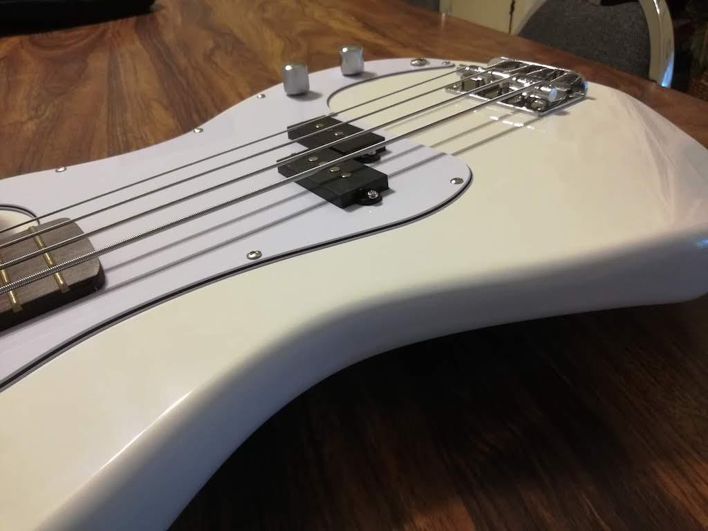 Glarry Electric Bass Guitar Full Size 4 String Rosewood Basswood Fire Style Exquisite Burning Bass(Burly Wood) customer photo 2