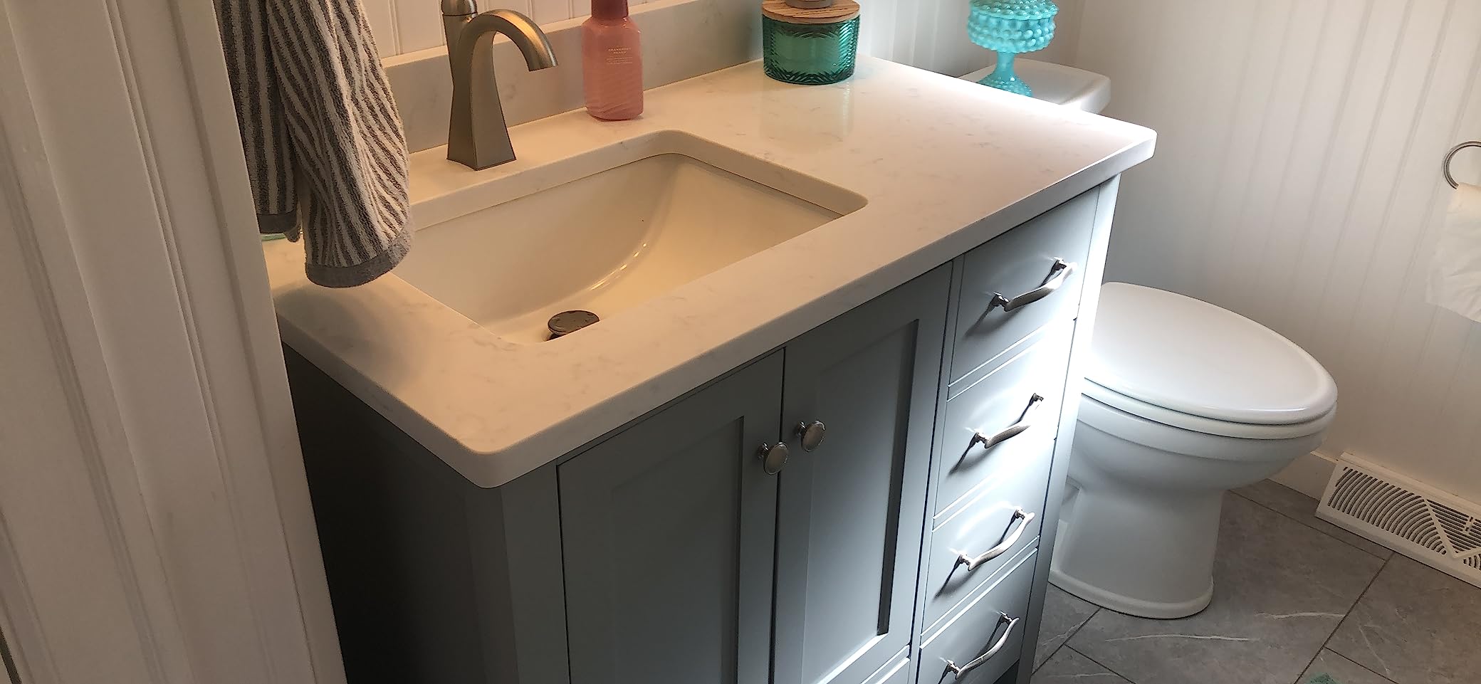 ARIEL Cambridge 48-inch Bathroom Vanity Base Cabinet,Solid Wood, 2 Soft Closing Doors, 9 Dovetail Drawers, White customer photo 1