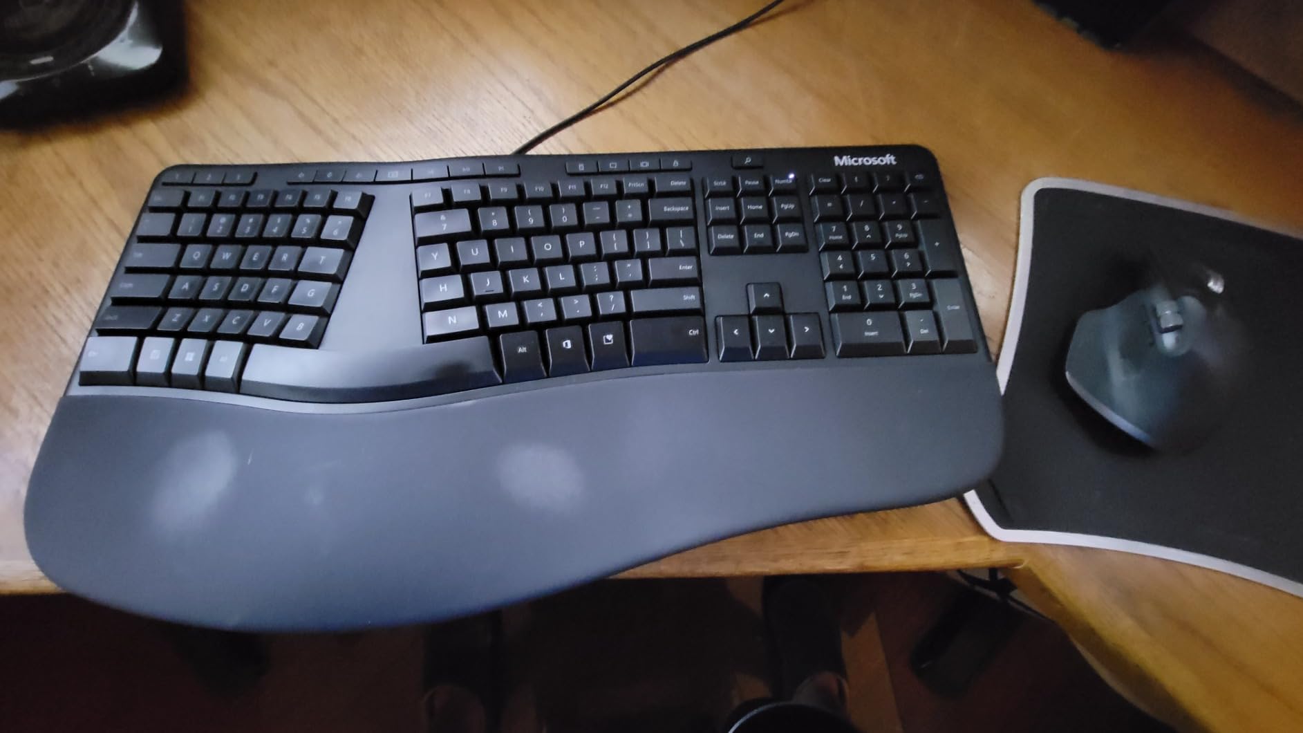 Microsoft LXM-00004 Wired Ergonomic Keyboard customer photo 1